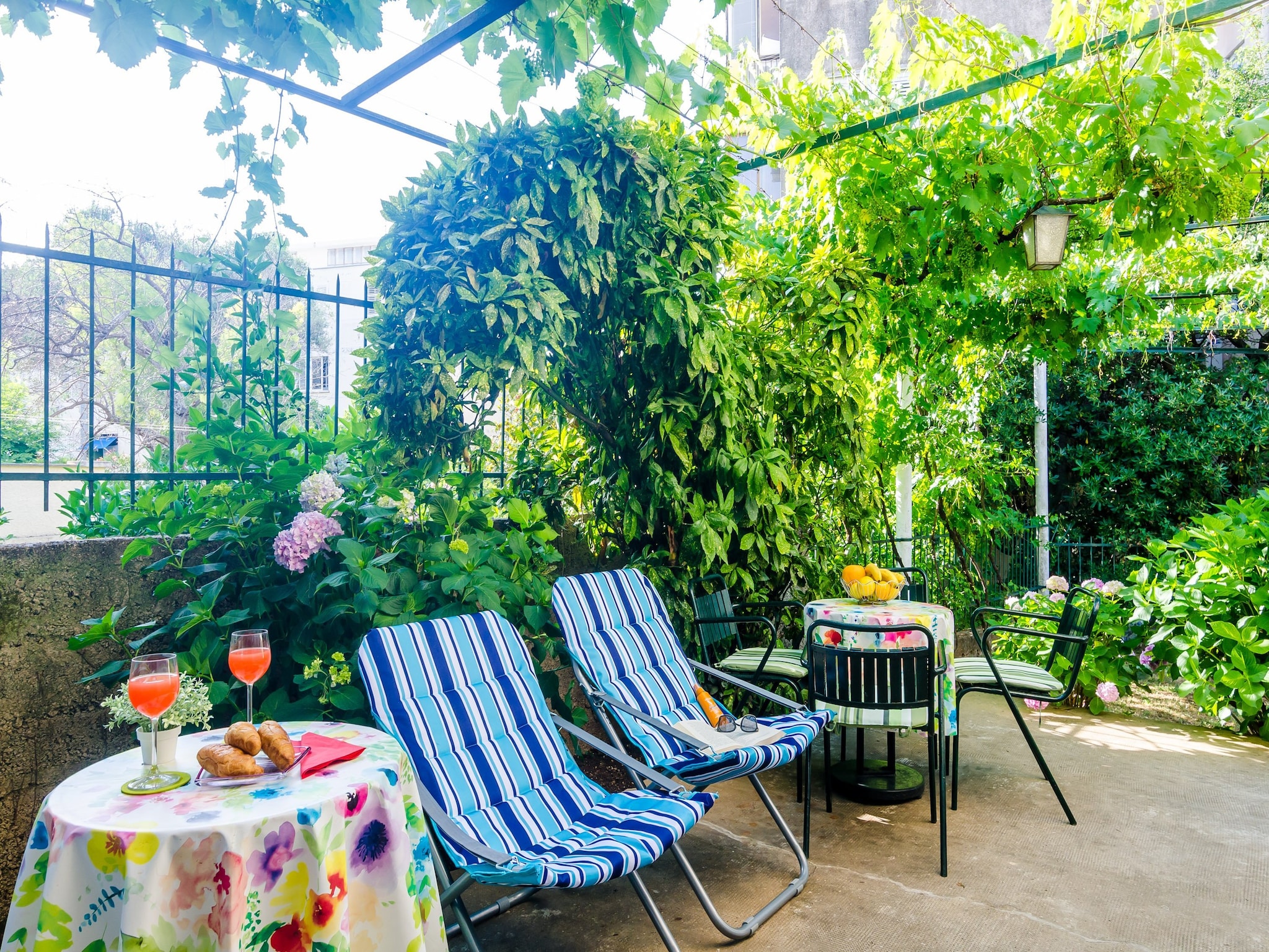 Apartmá Apartment Tranquilo Garden - One Bedroom Apartment