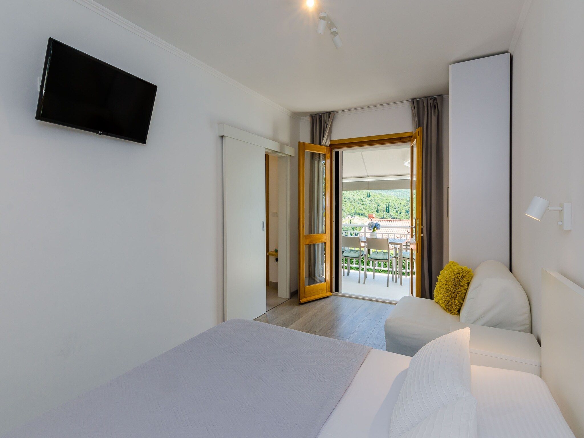 Ferienwohnung Apartments Sara (Molunat) - Superior One Bedroom A