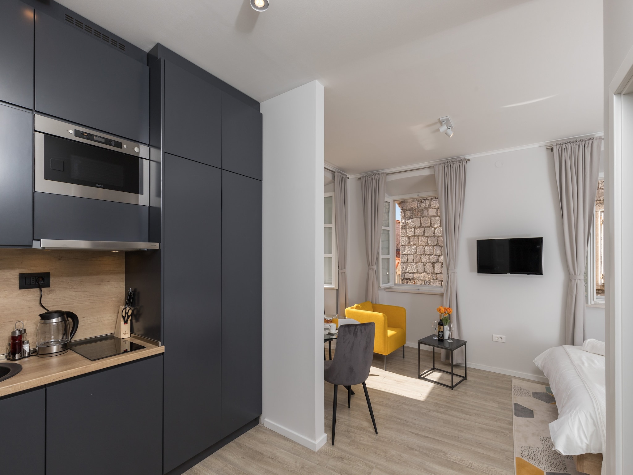 Apartmá Apartments Urbis - Studio Apartment with City View