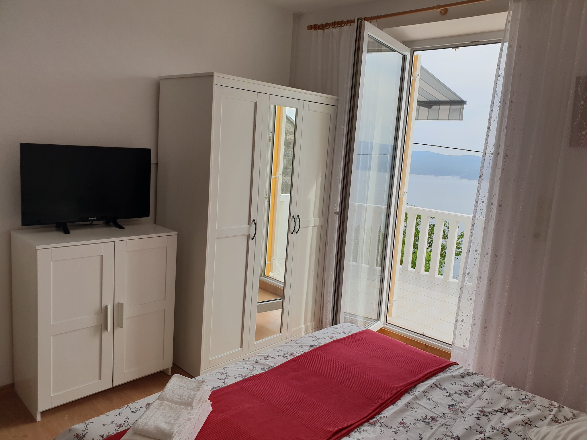 Ferienwohnung Grand Terrace Sea View Apartment (ST)- Two Bedroom