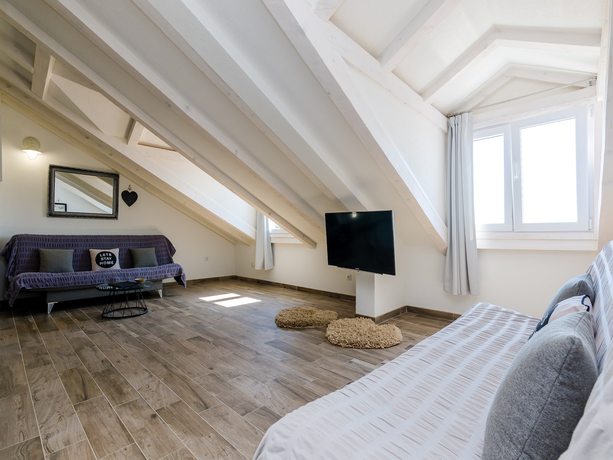 Apartmá Apartments Life - Two Bedroom Apartment with Balco