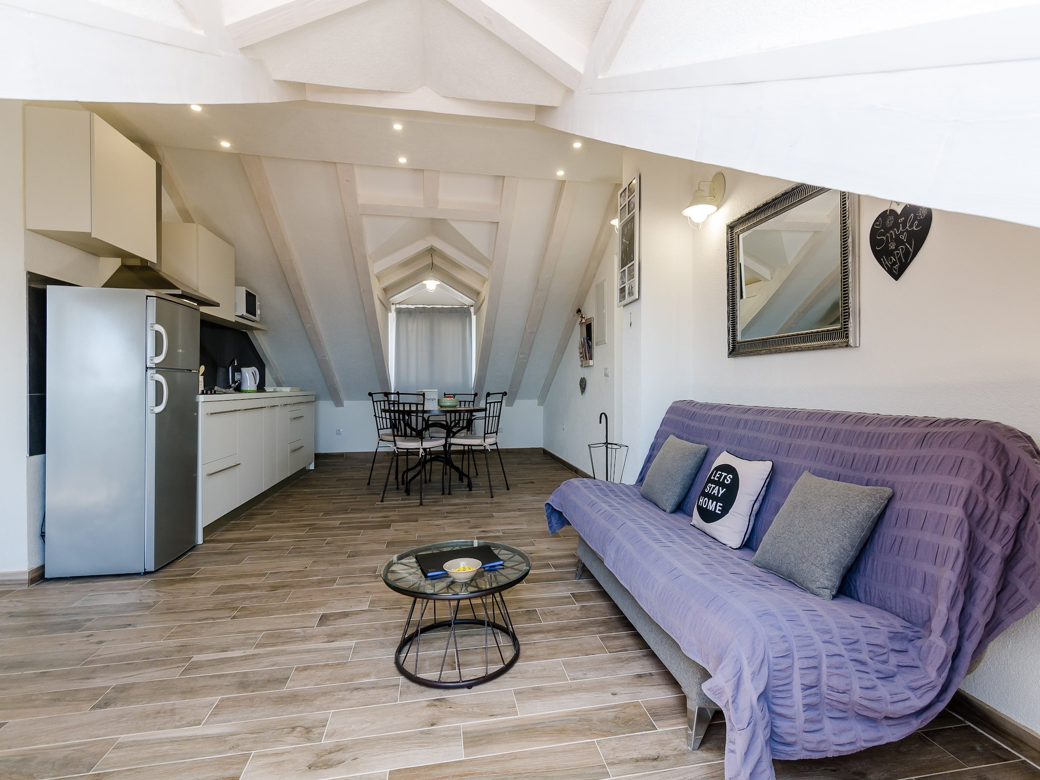 Apartmá Apartments Life - Two Bedroom Apartment with Balco