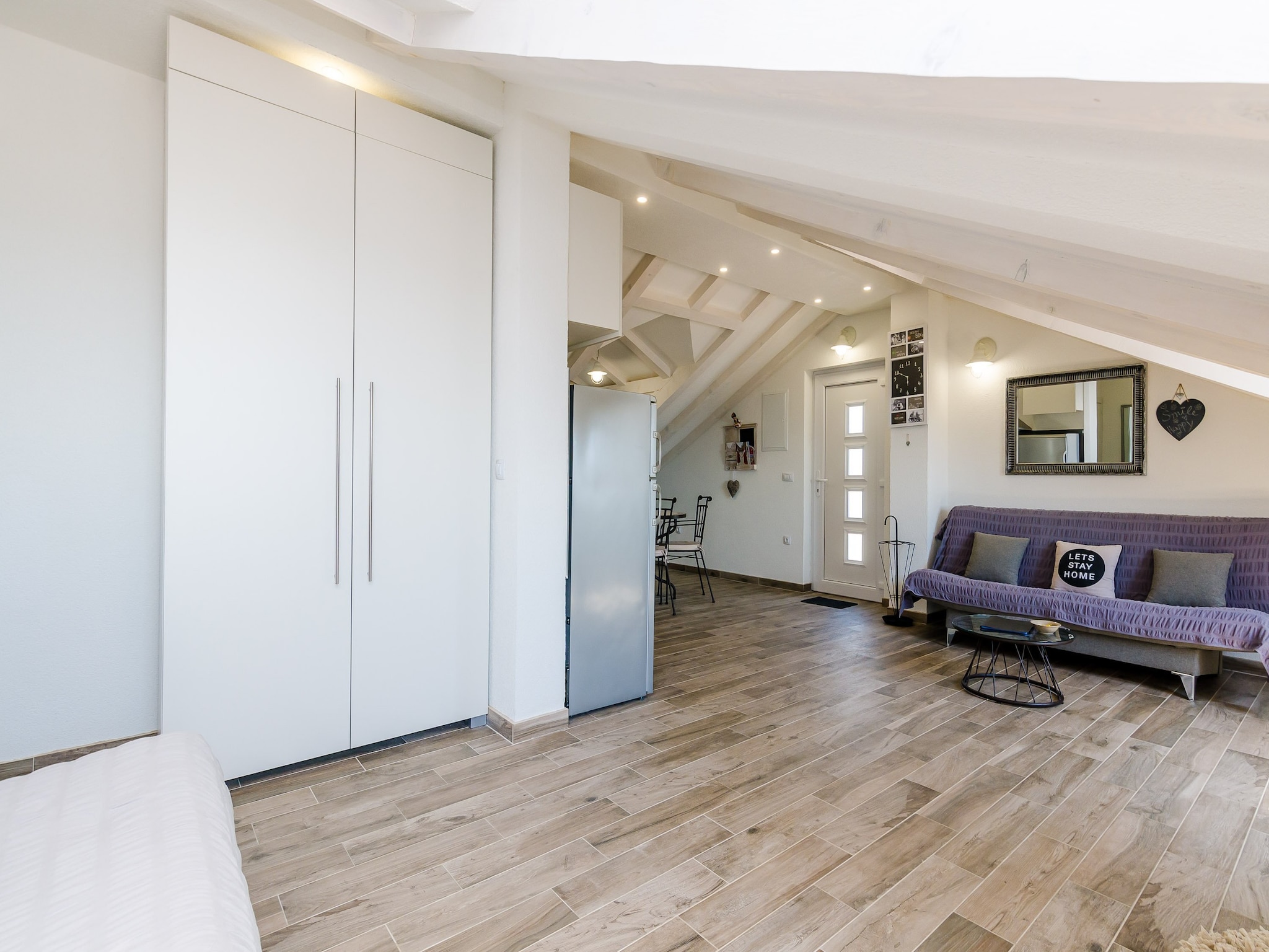 Apartmá Apartments Life - Two Bedroom Apartment with Balco