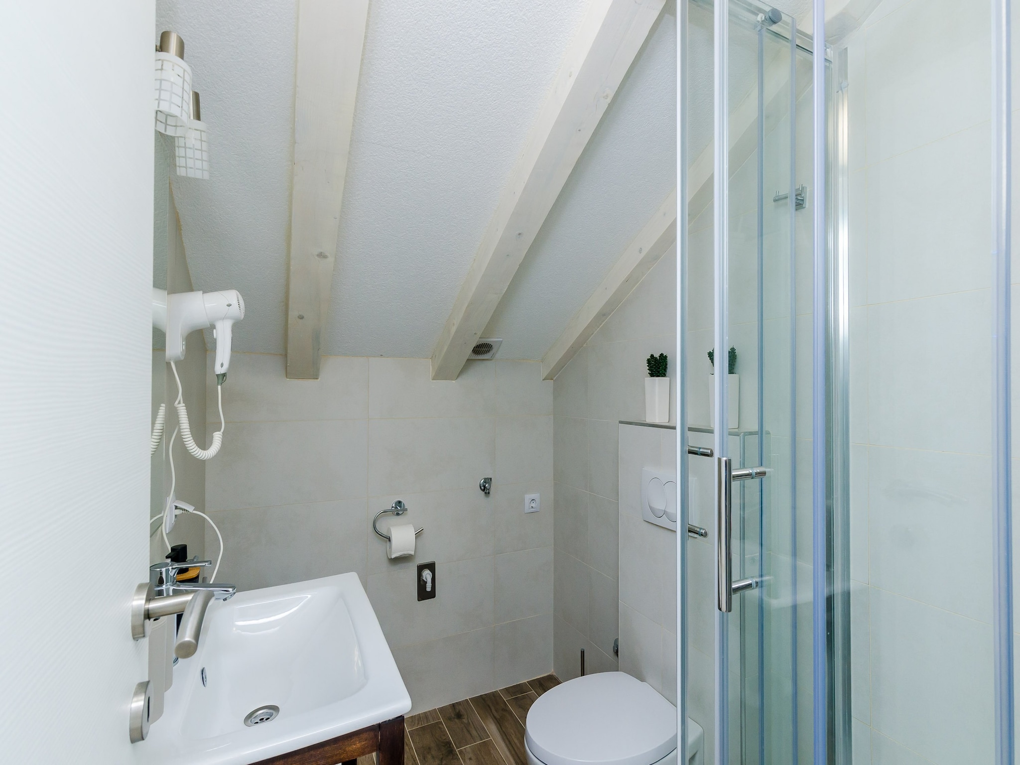Apartmá Apartments Life - Two Bedroom Apartment with Balco