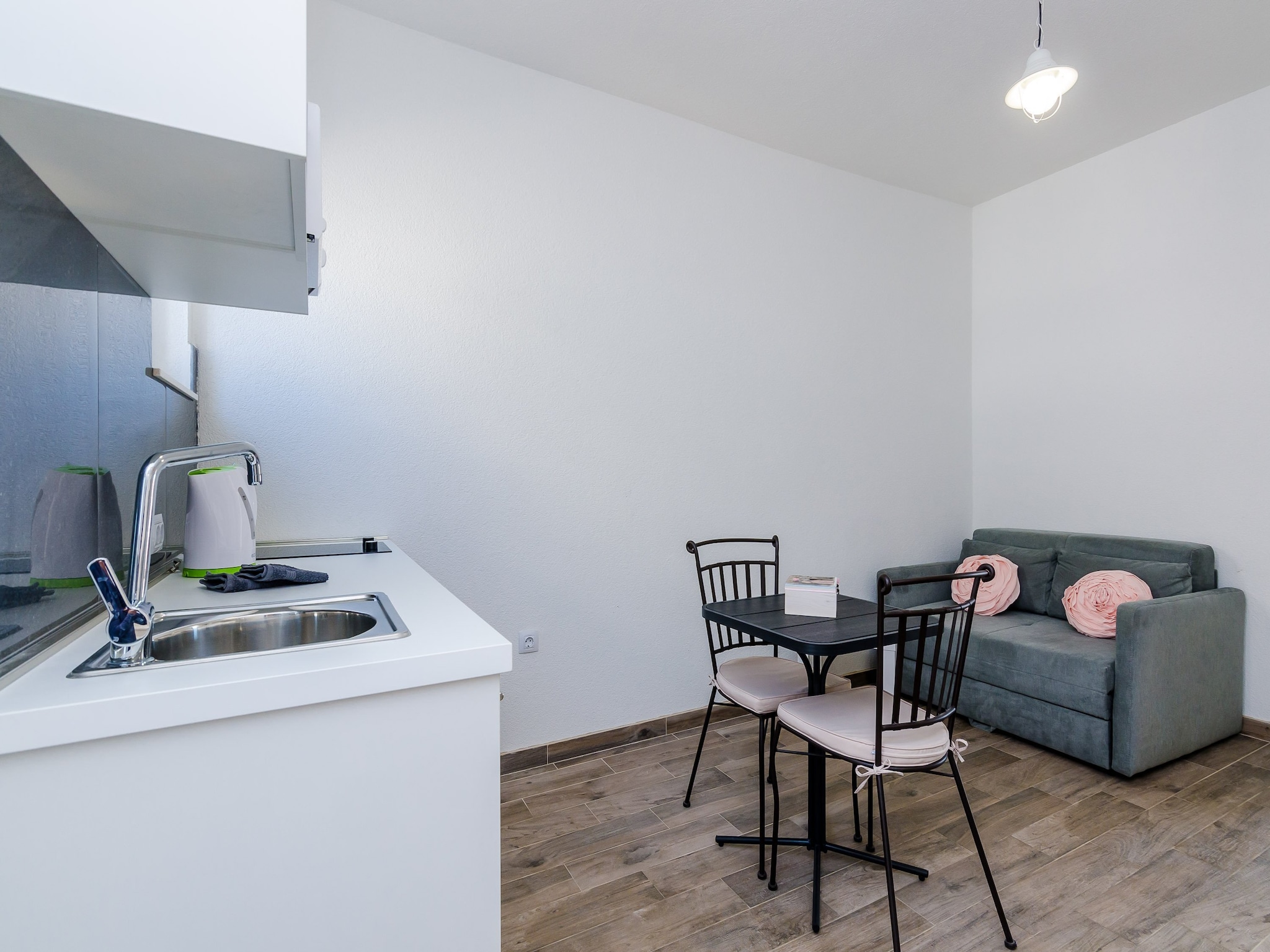 Apartmá Apartments Life - Two Bedroom Apartment with Balco