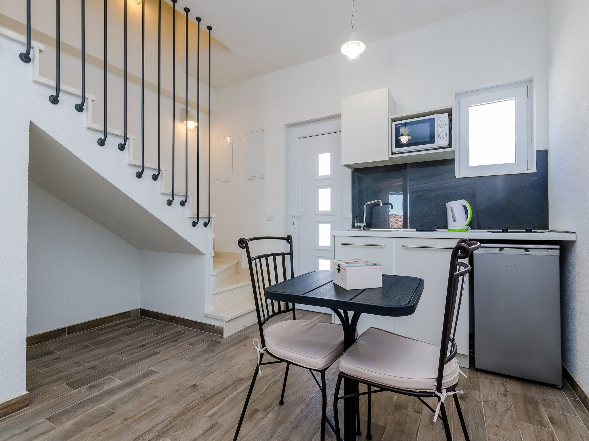 Apartmá Apartments Life - Two Bedroom Apartment with Balco