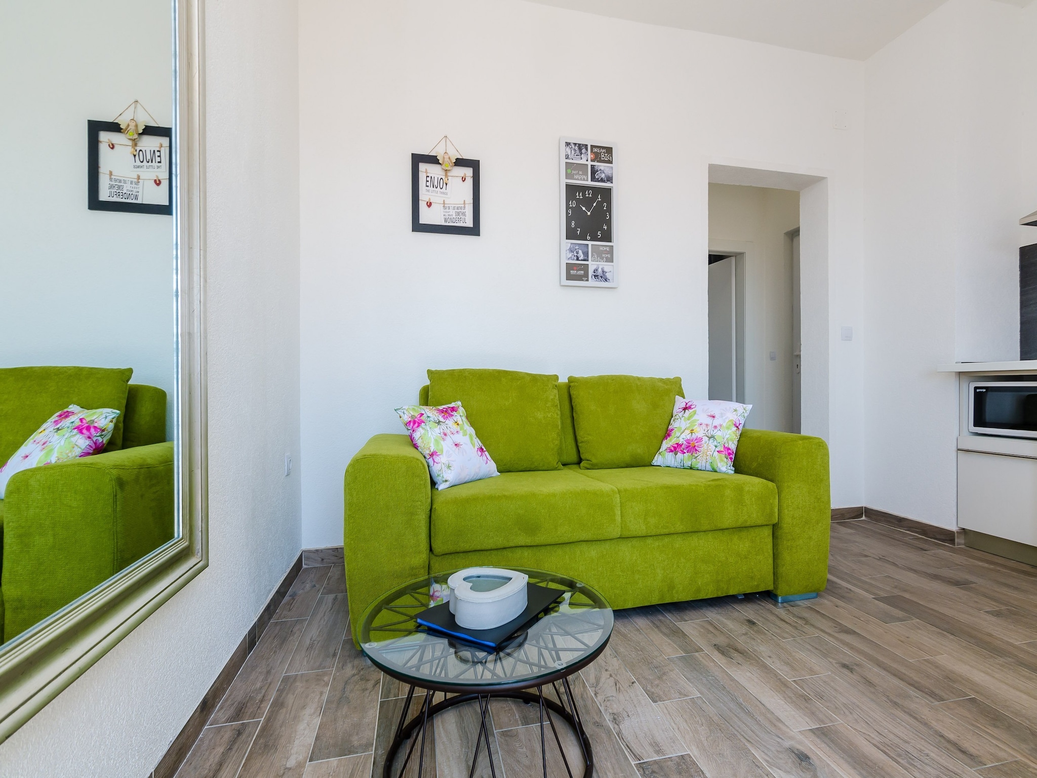 Apartmá Apartments Life - One Bedroom Apartment with Balco