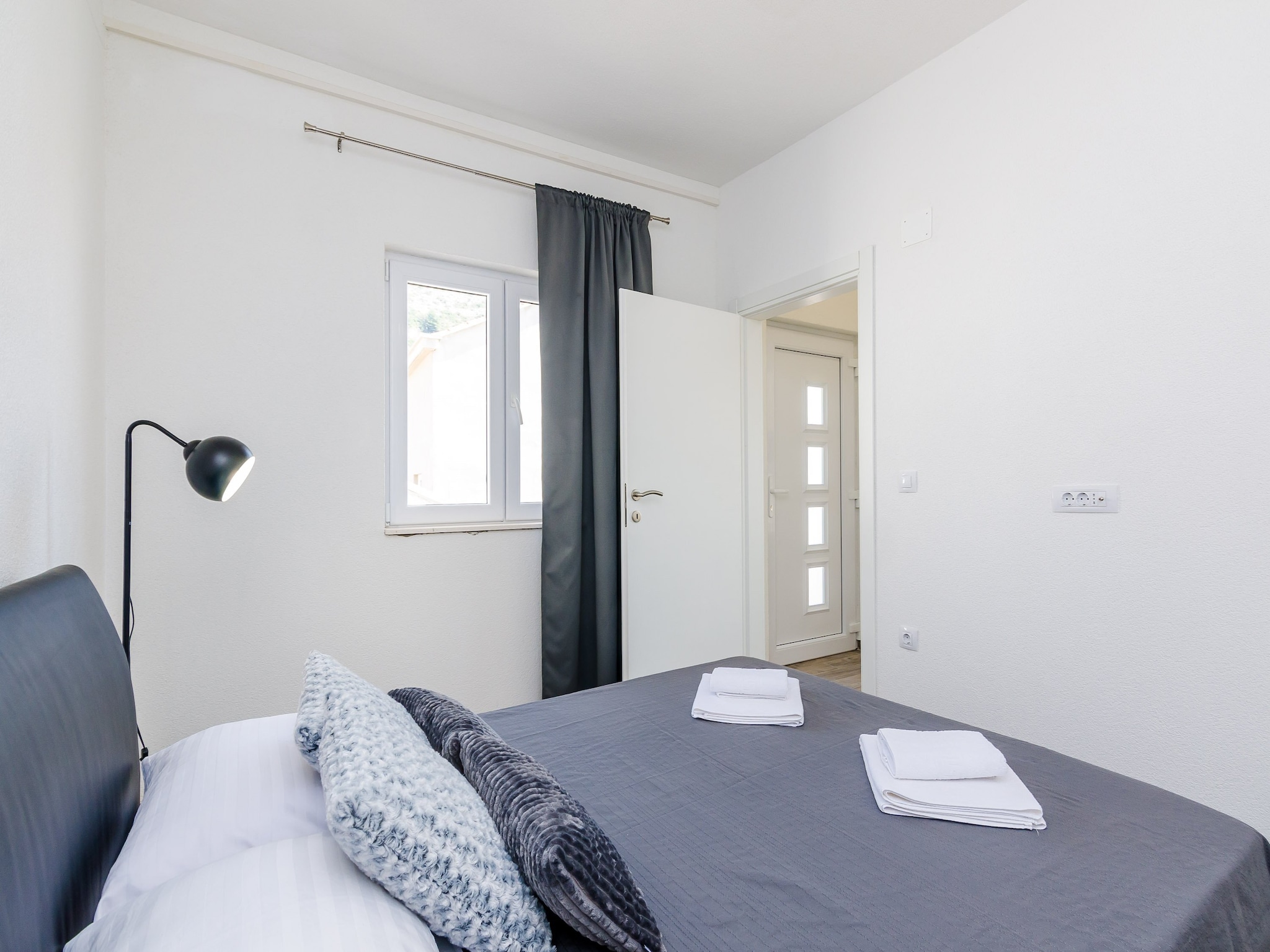 Apartmá Apartments Life - One Bedroom Apartment with Balco