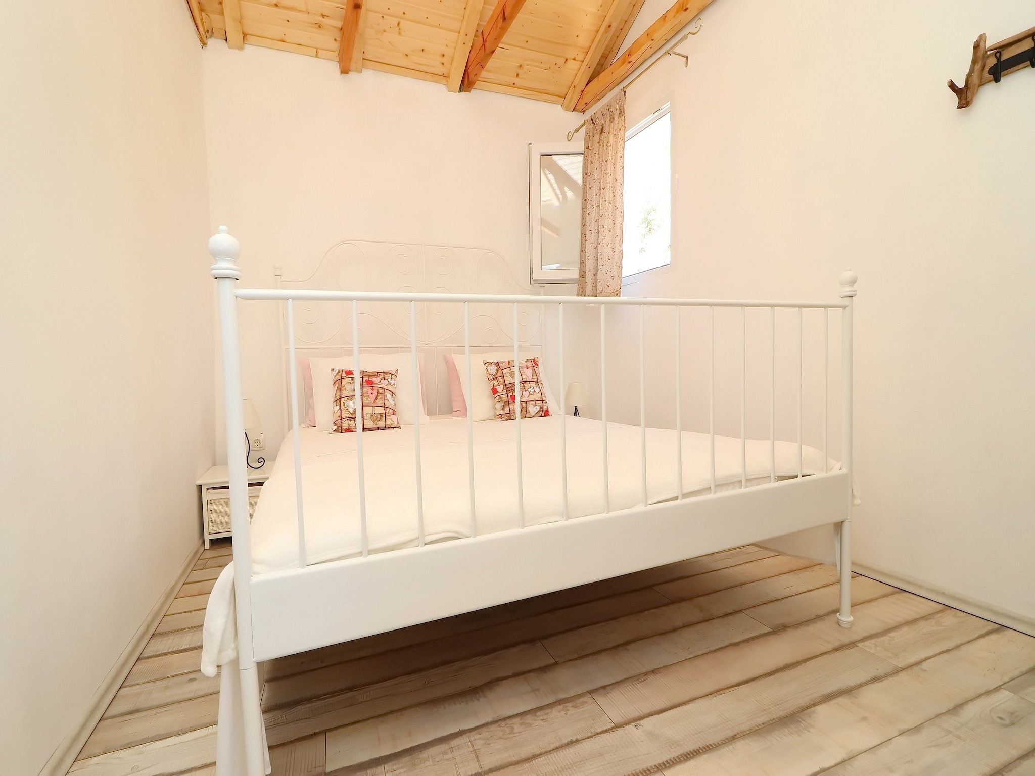 Feriebolig Greenside Cottage Lumi-Two Bedroom Holiday Home wi