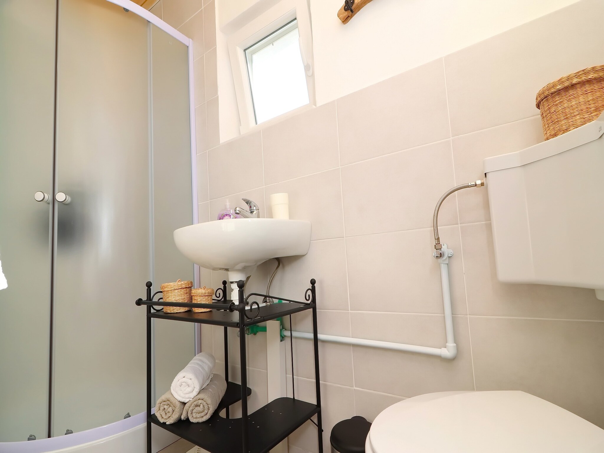 Feriebolig Greenside Cottage Lumi-Two Bedroom Holiday Home wi