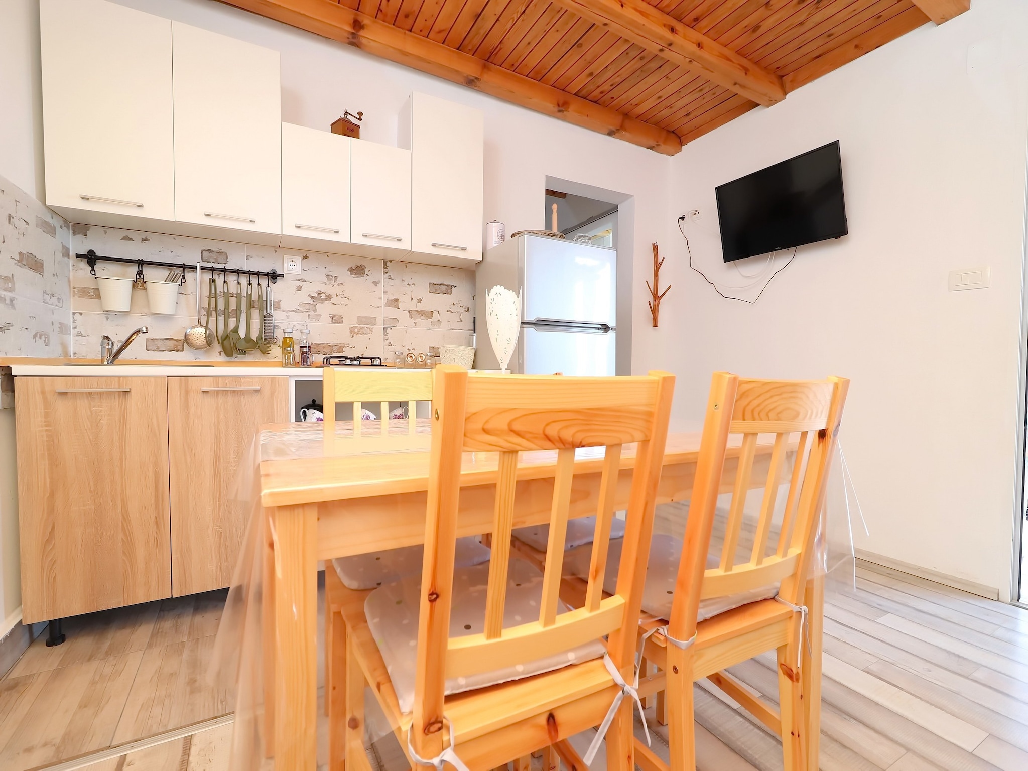 Feriebolig Greenside Cottage Lumi-Two Bedroom Holiday Home wi