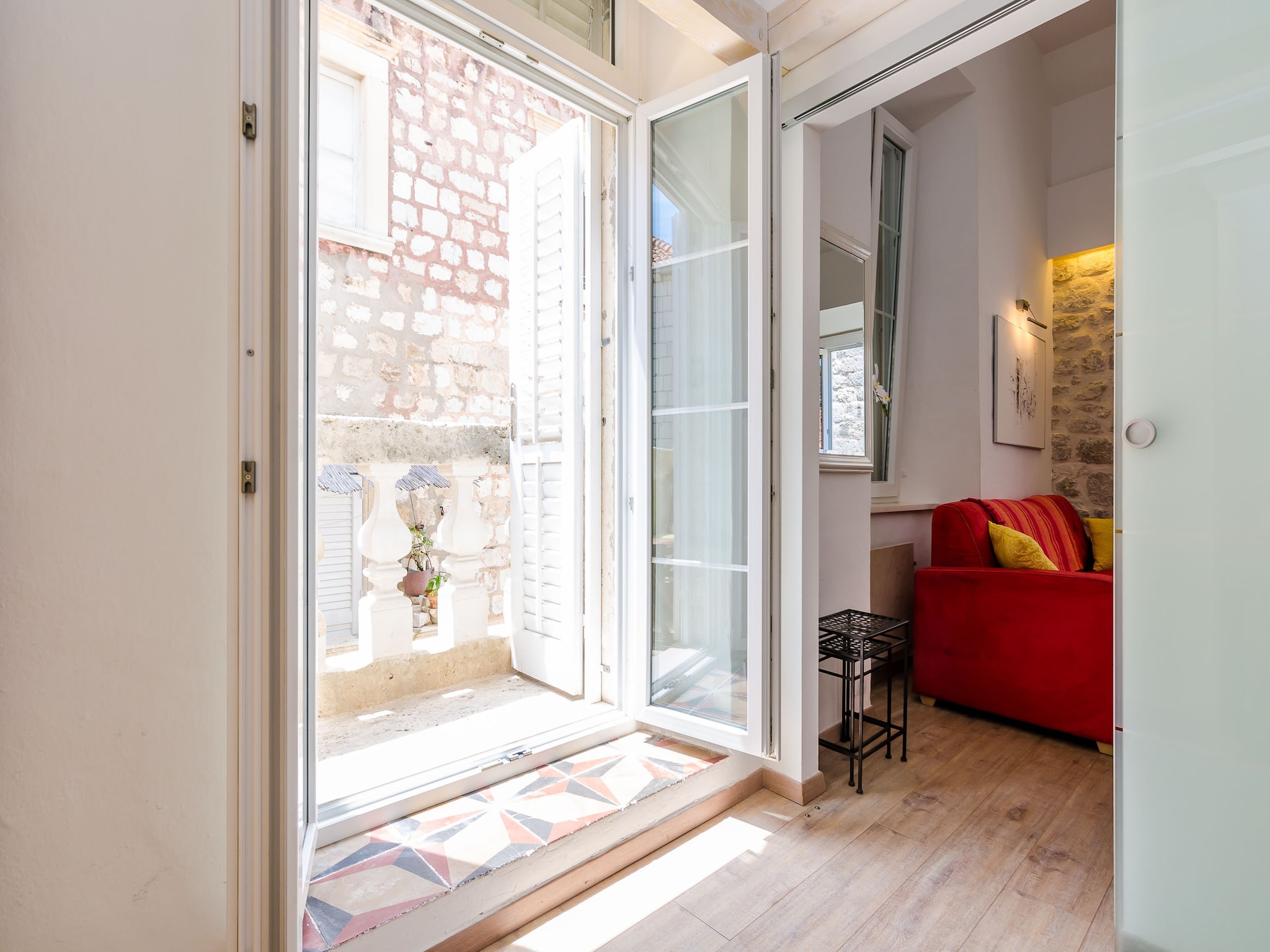 Apartmá Midtown Apartments - One Bedroom Apartment with Ci