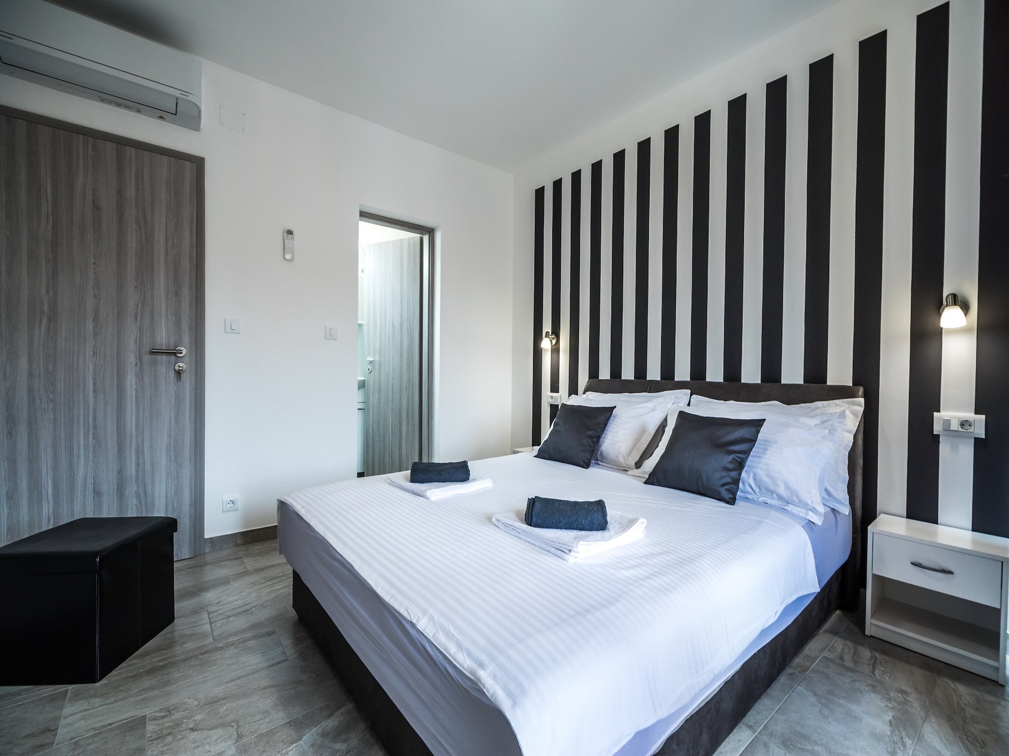 Apartmá Apartments Sunshine Home - Double Room with balcon