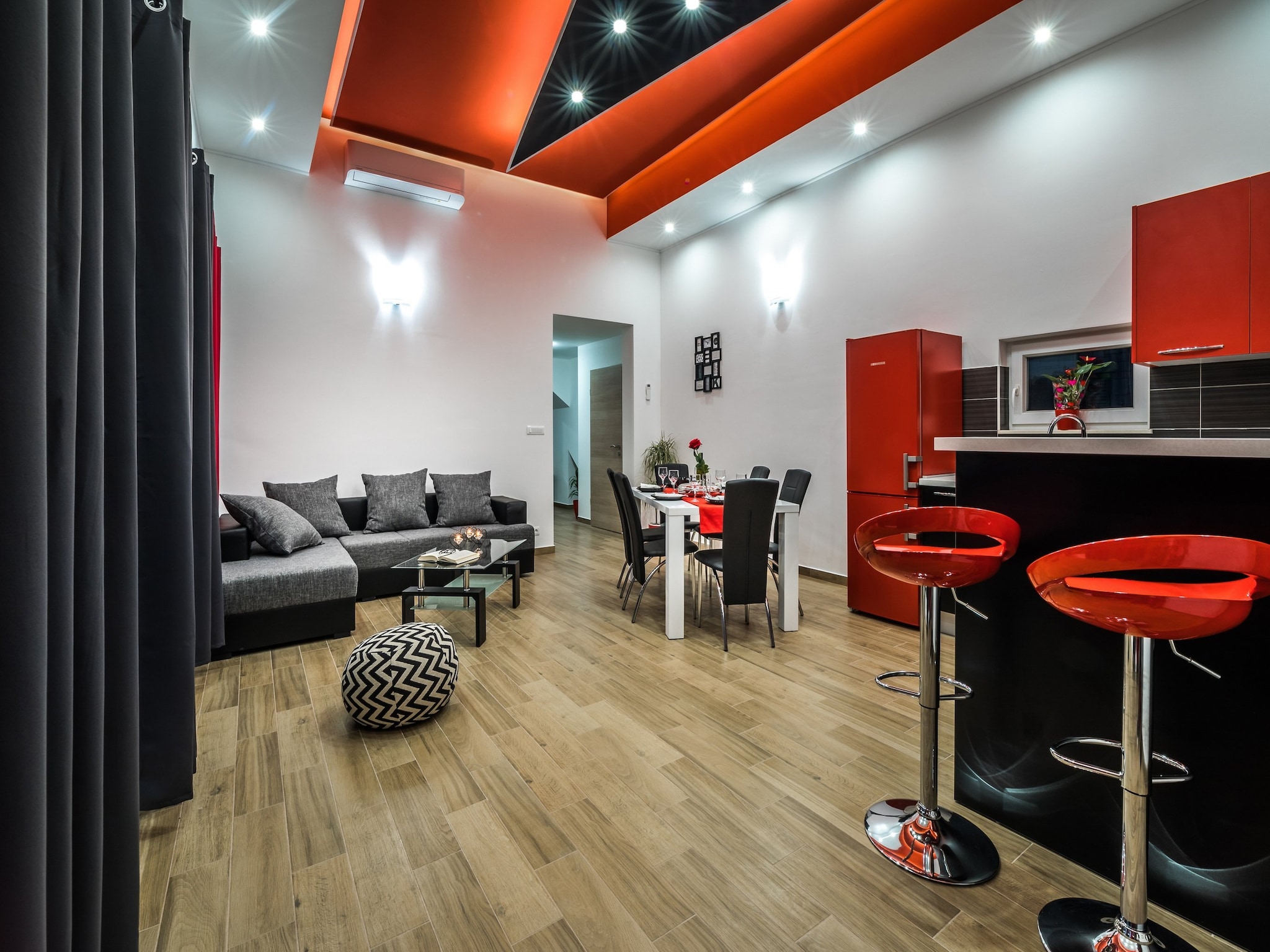 Apartmá Apartments Sunshine Home - Two Bedroom Apartment w