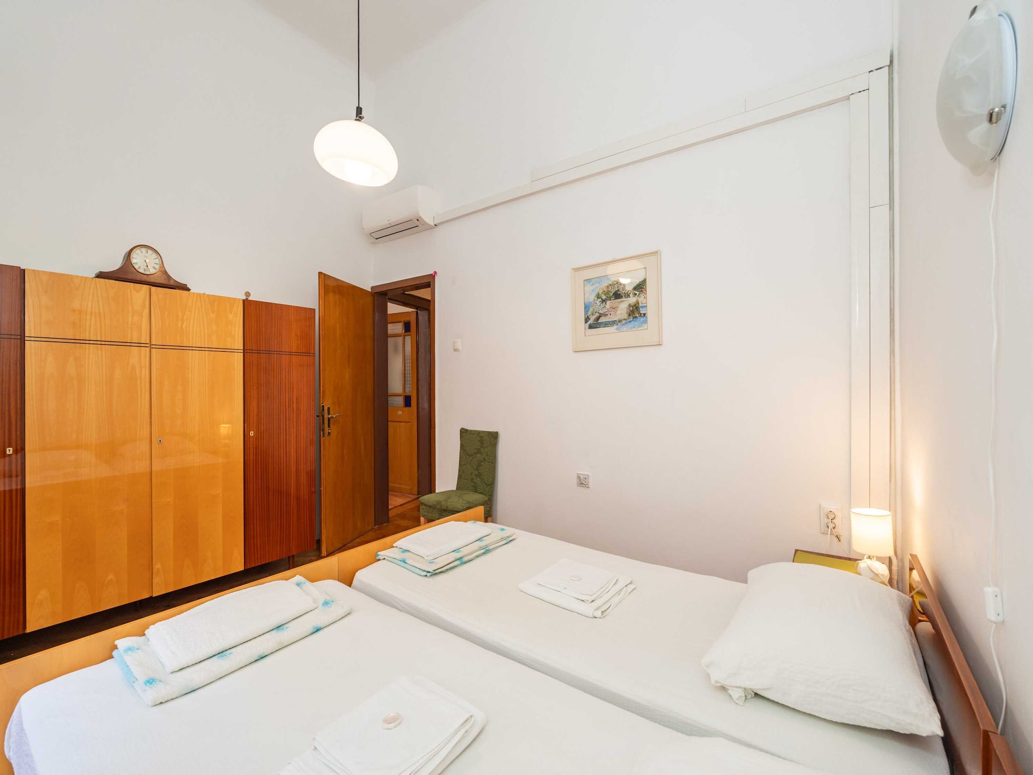 Apartmá Two Stars Two Beds Downtown Apartment - One-Bedroo