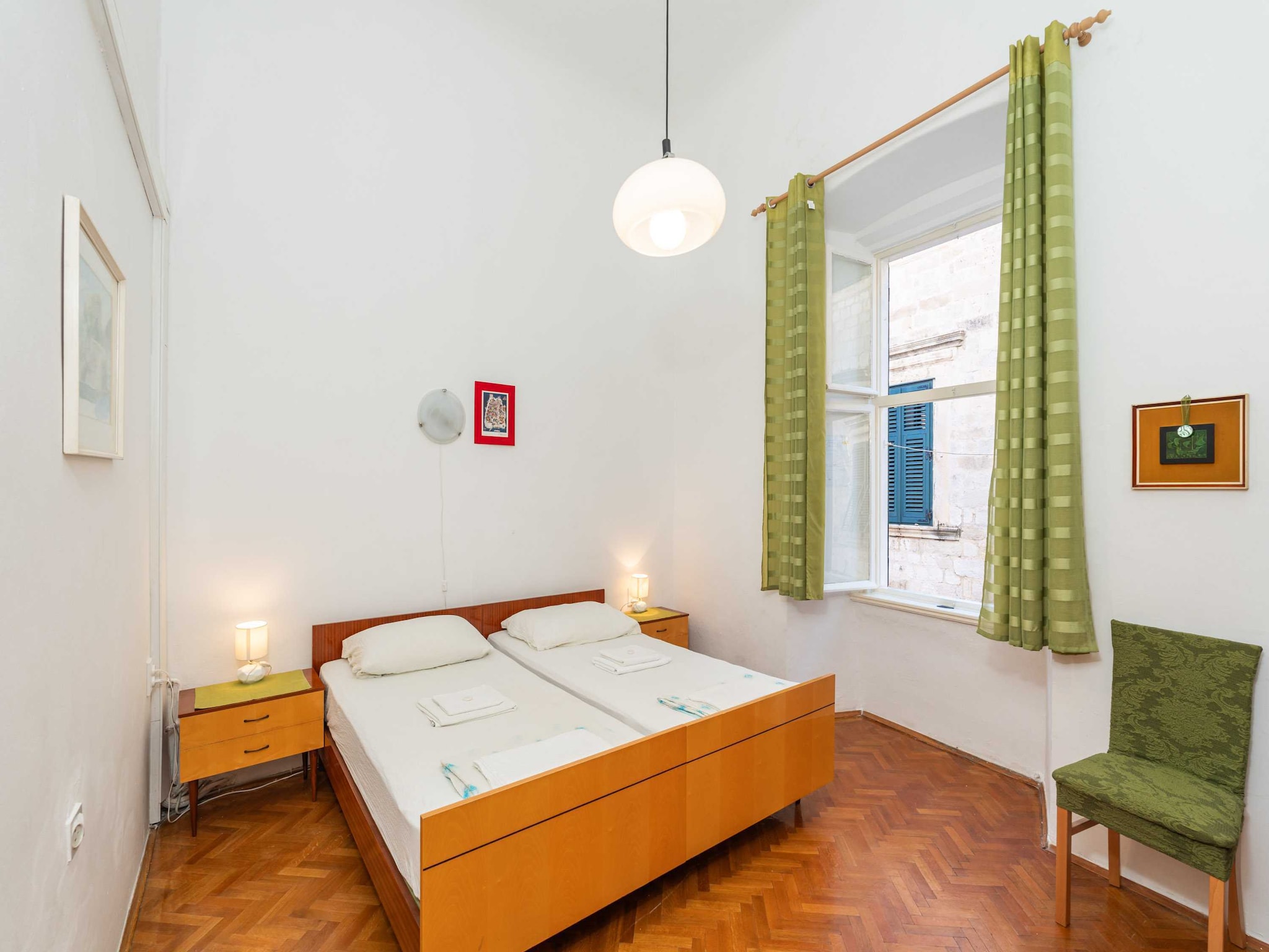 Apartmá Two Stars Two Beds Downtown Apartment - One-Bedroo