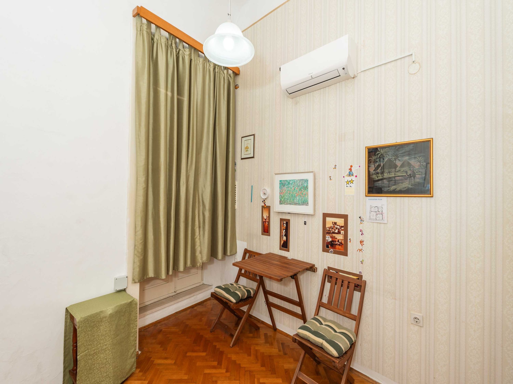 Apartmá Two Stars Two Beds Downtown Apartment - One-Bedroo