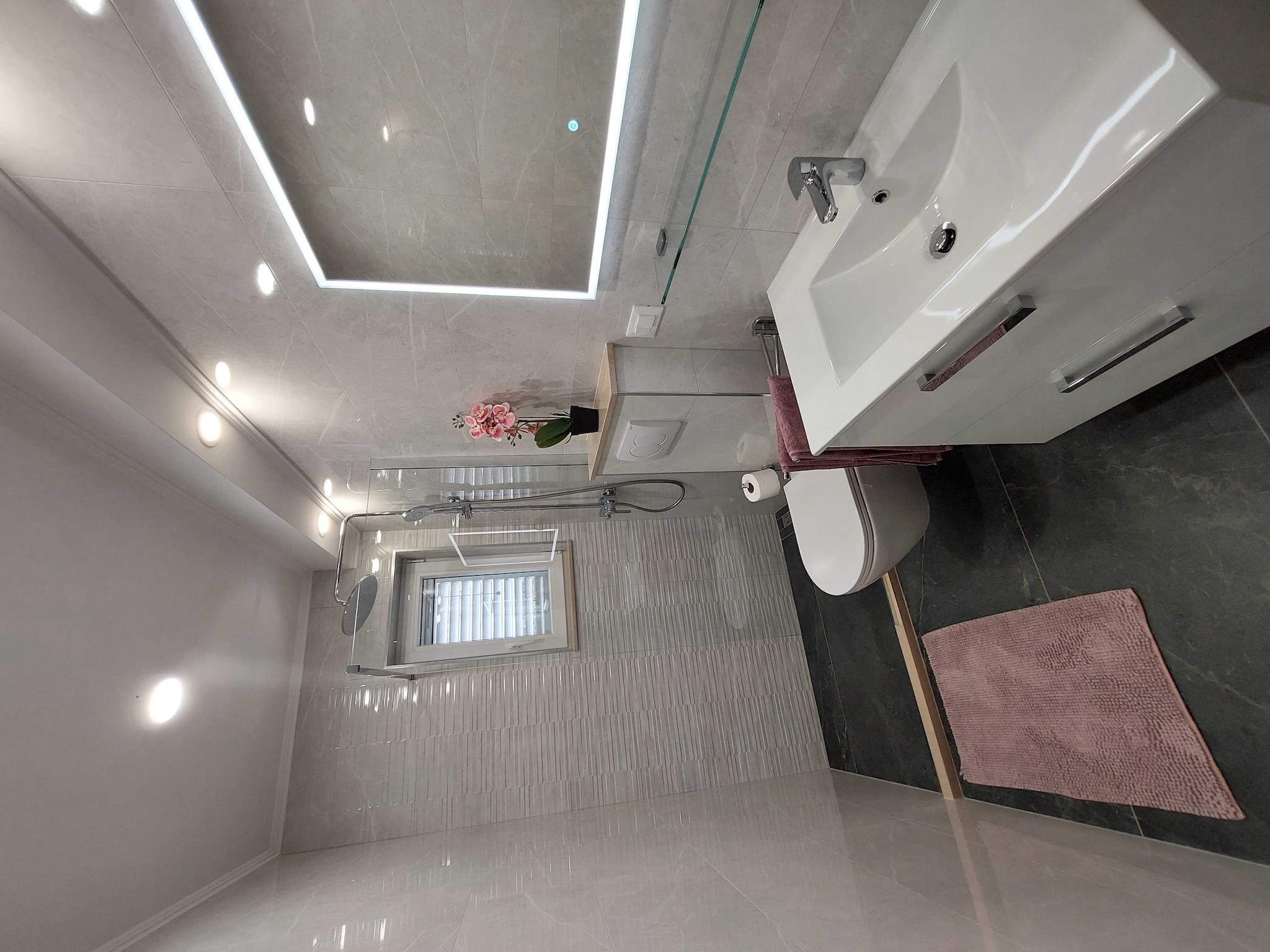 Apartmá Apartments Stella - Three-Bedroom Apartment with B