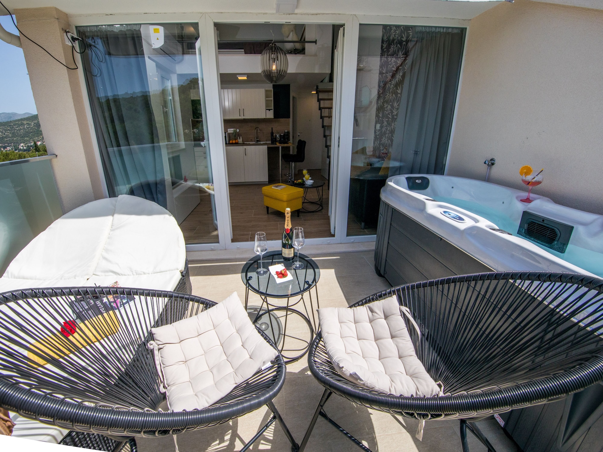 Apartmá Apartment Velvet - Studio Apartment with Hot Tub