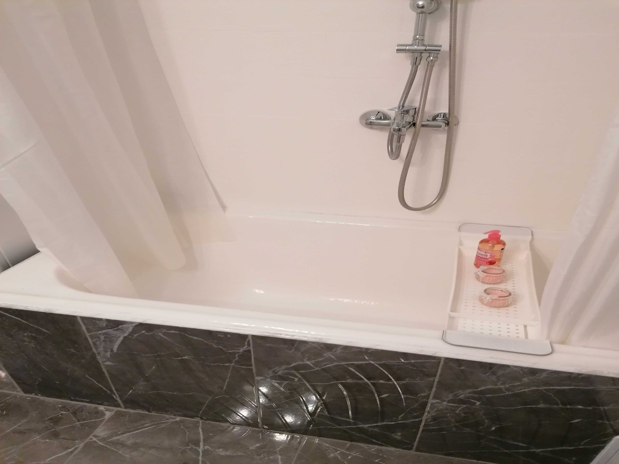 Apartmá Apartment Jamblip - Two Bedroom Apartment with Bal