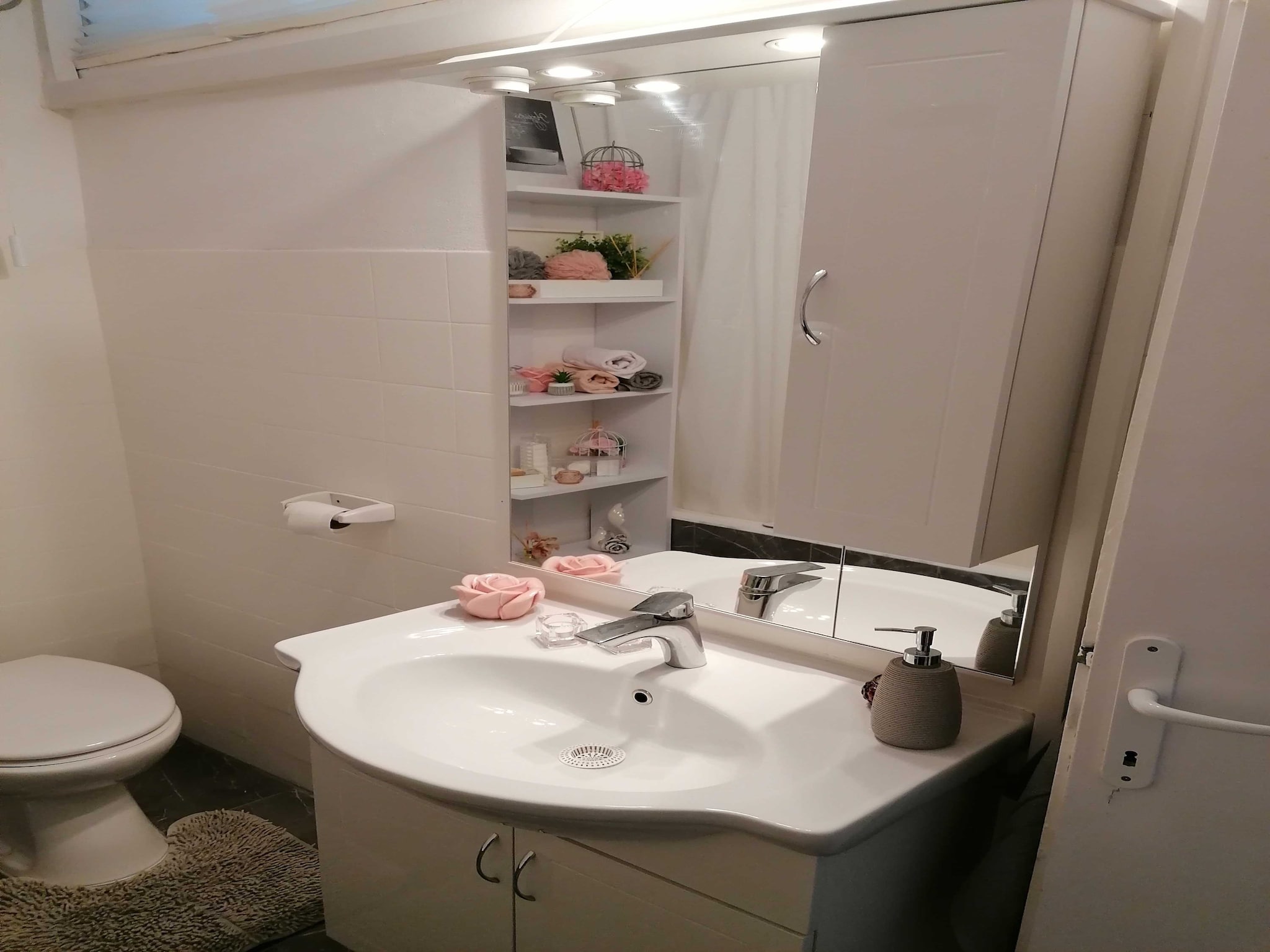 Apartmá Apartment Jamblip - Two Bedroom Apartment with Bal