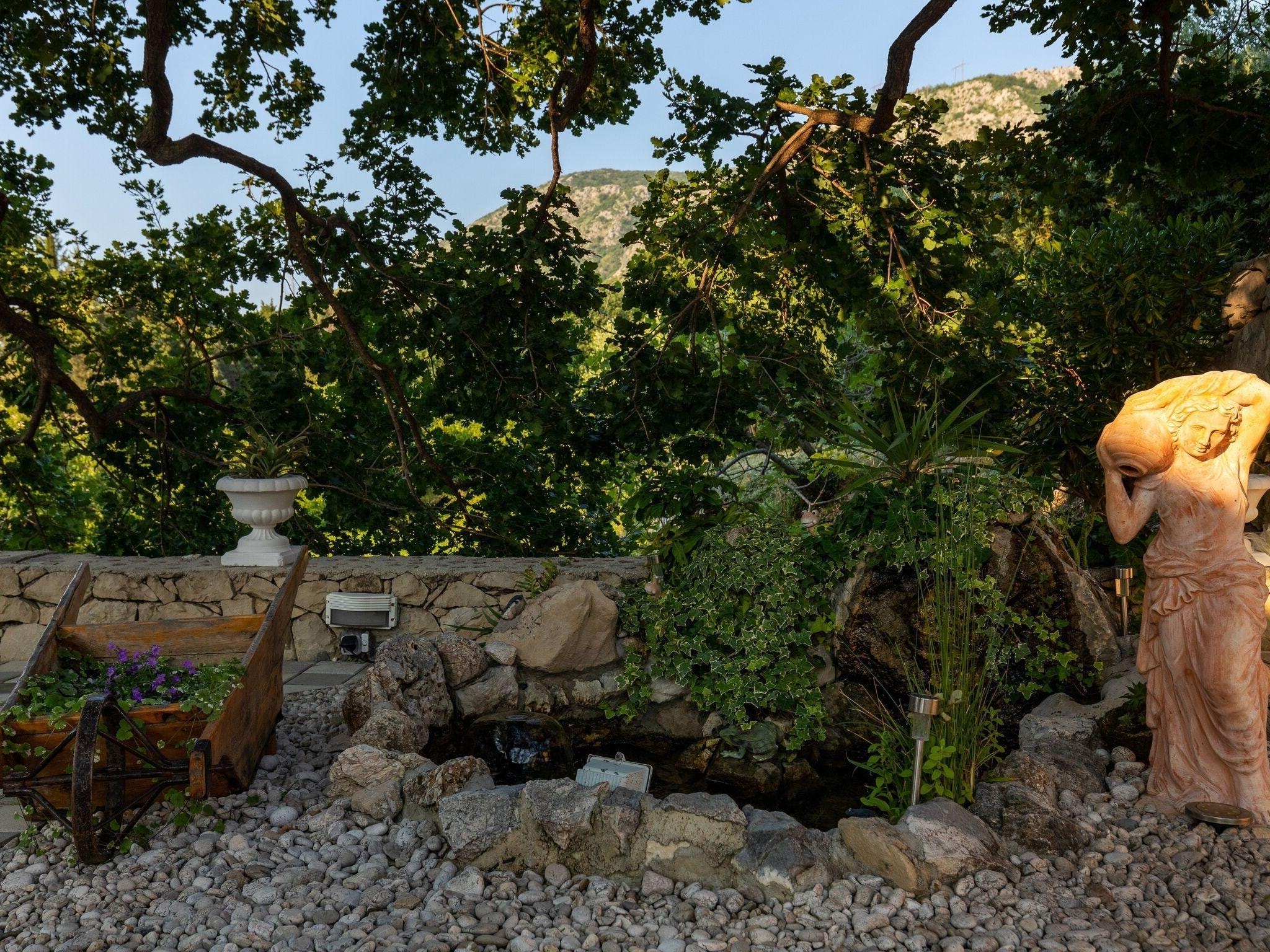 Apartmá Apartments Belenum - Double Room with Balcony and
