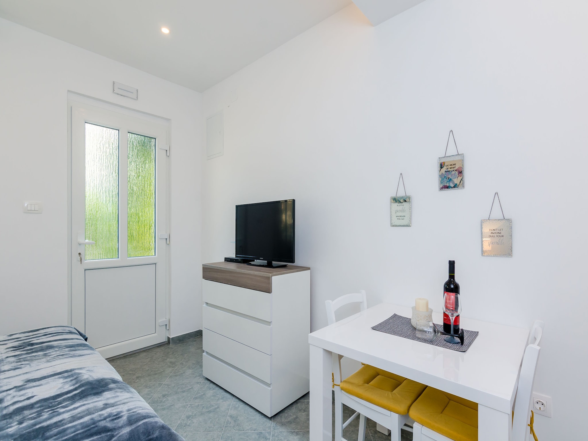 Apartmá Apartments  L&M - Studio Apartment with Terrace (V