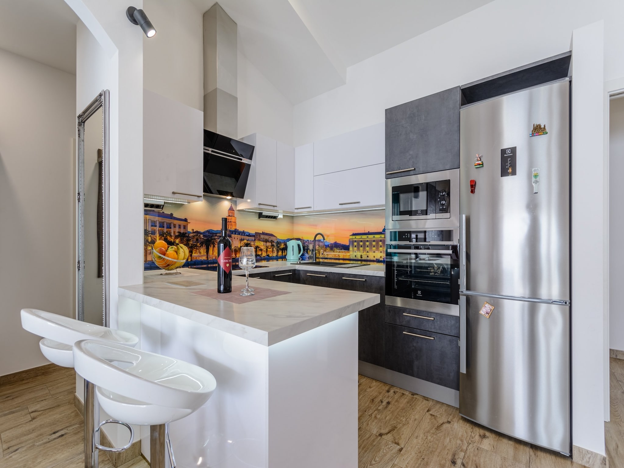 Ferienwohnung Apartments Hope (Dugi Rat) - Three-Bedroom Apartme