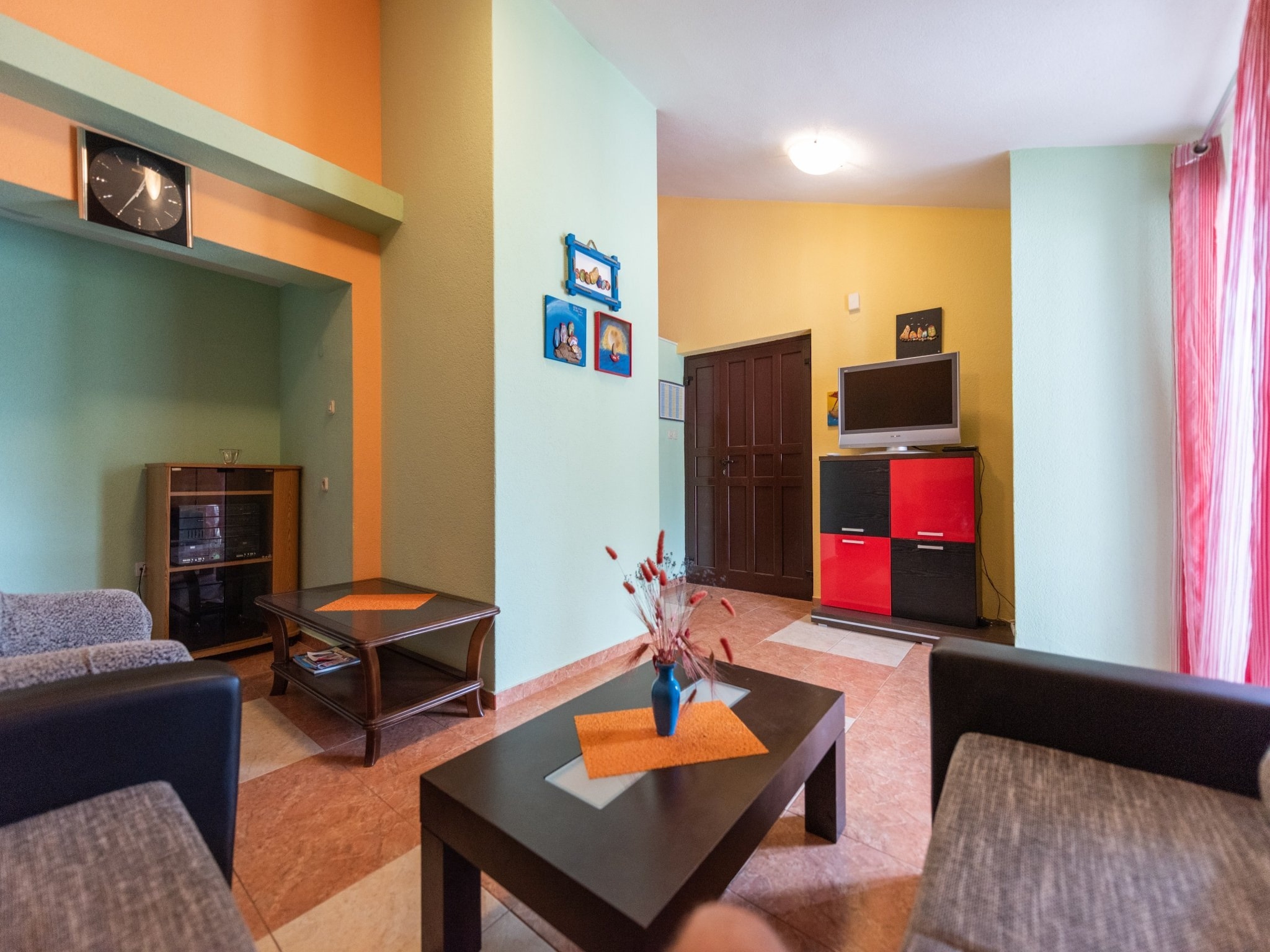 Apartmá Apartments Karen - Three Bedroom Apartment with Te