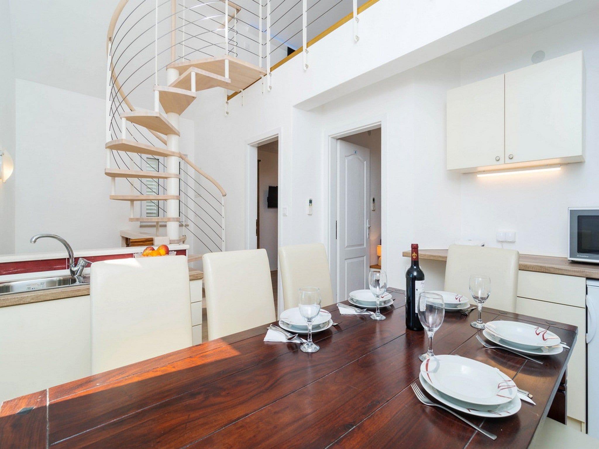 Dům Villa Balarin - Five Bedroom Holiday Home with Ter