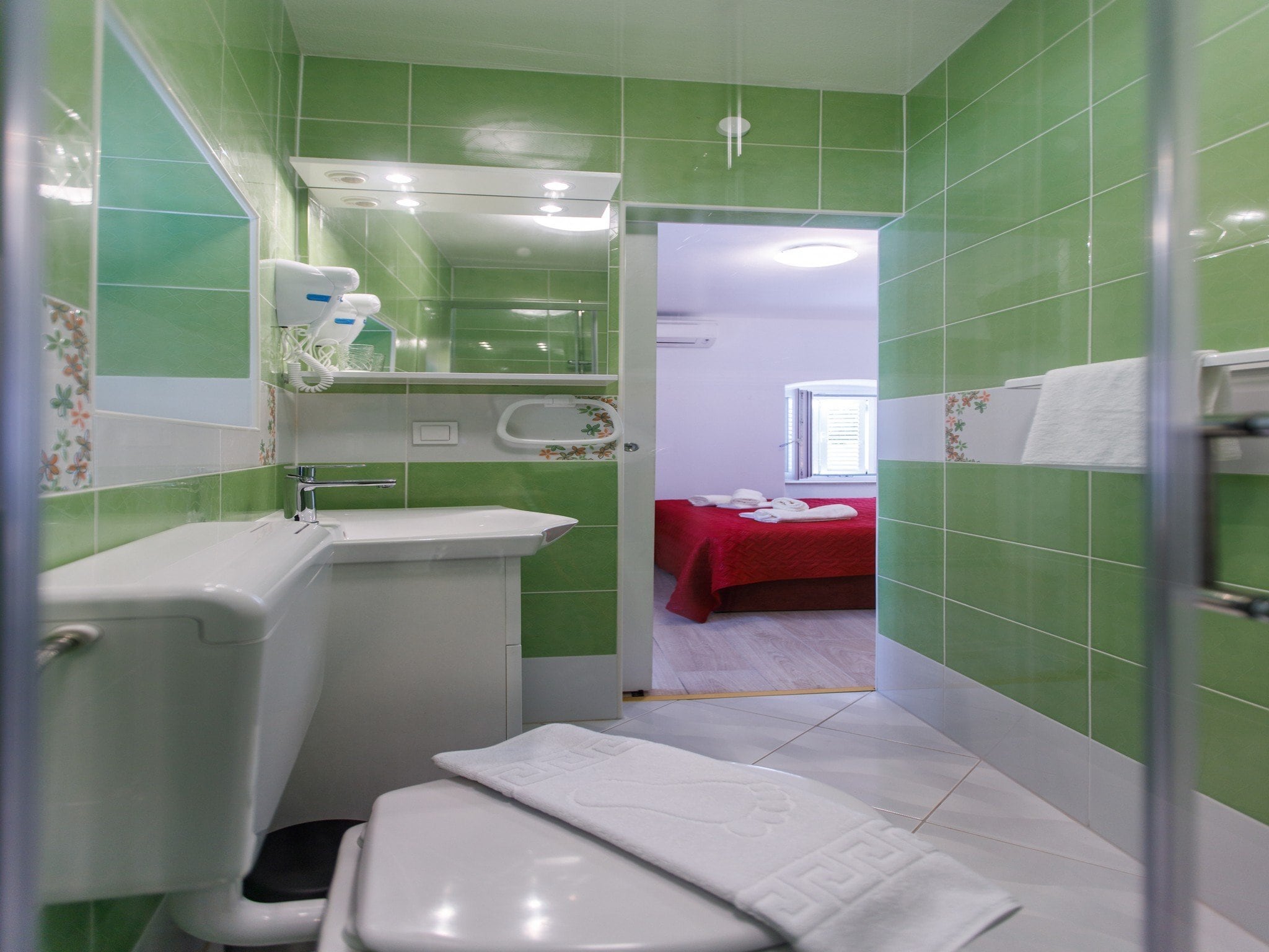 Dům Villa Balarin - Five Bedroom Holiday Home with Ter