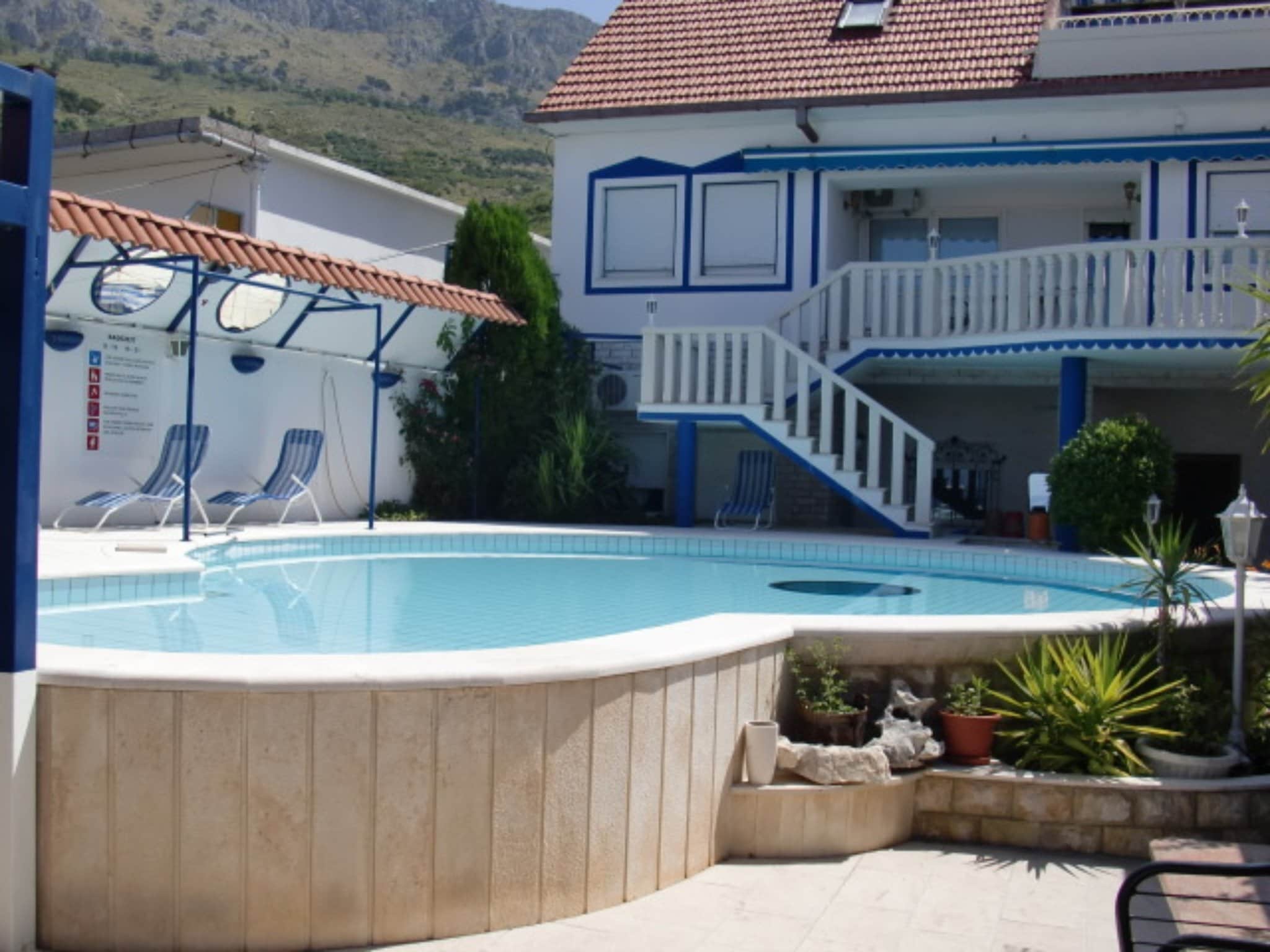 Ferienwohnung Villa Elit - Comfort Two Bedroom Apartment with Te