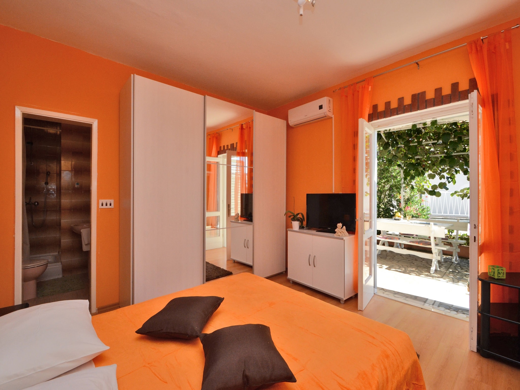Apartmá LaidBack Apartments - Two Bedroom Apartment with T