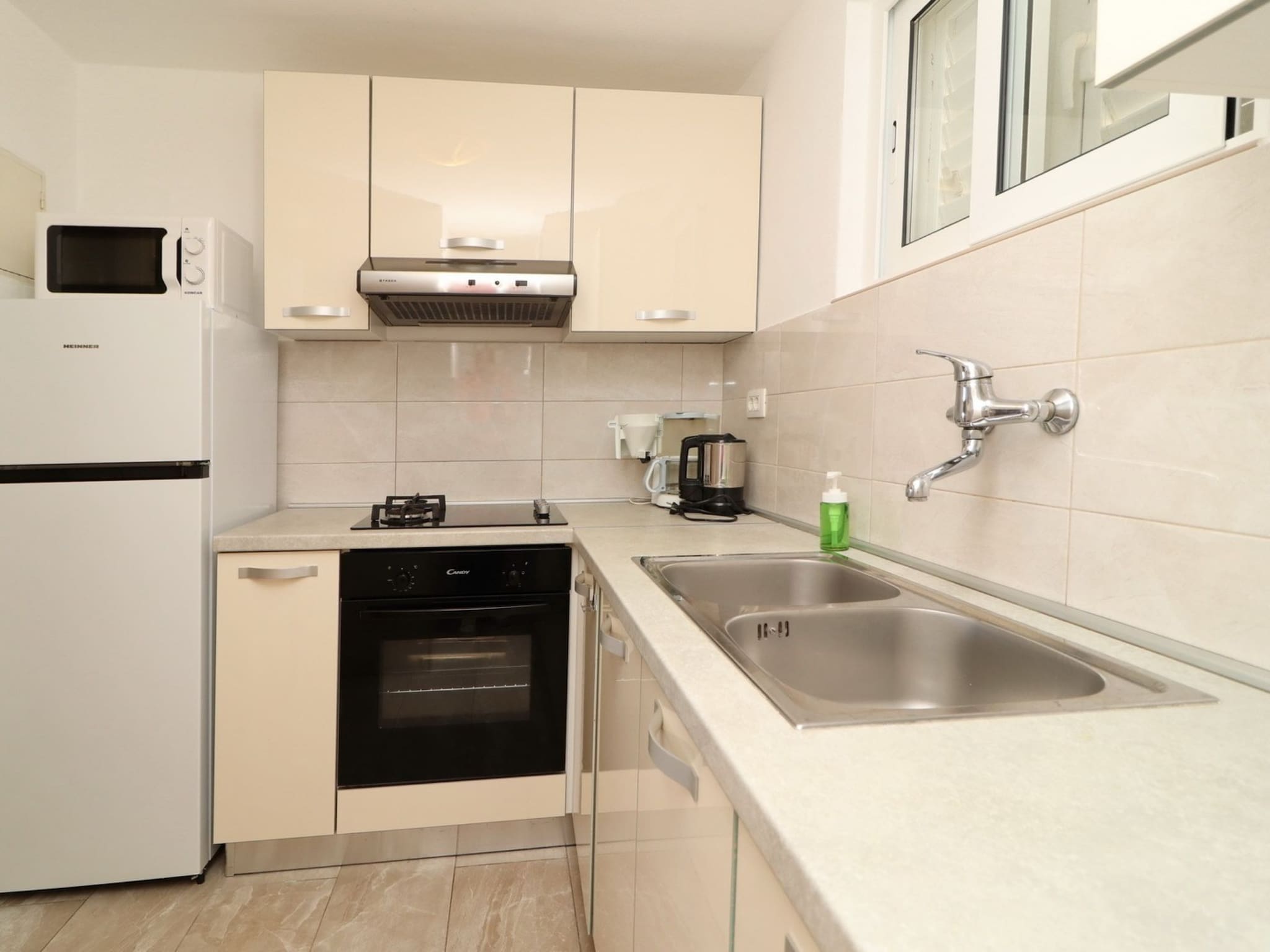   Holiday Home Neda-Three Bedroom Holiday Home with