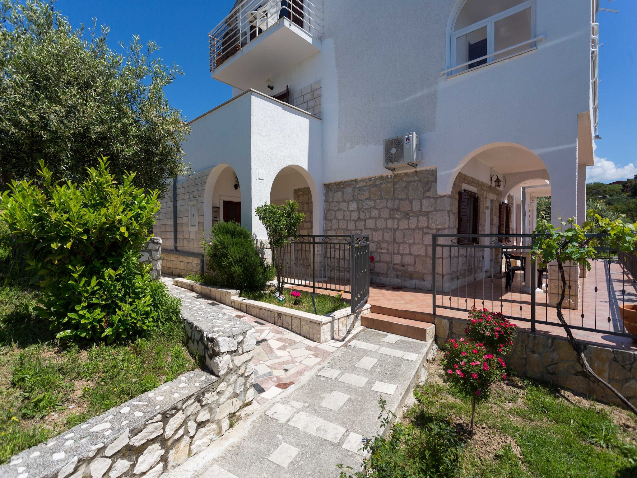 Apartmá Apartments Sunrise ( Duilovo ) -Superior Three Bed