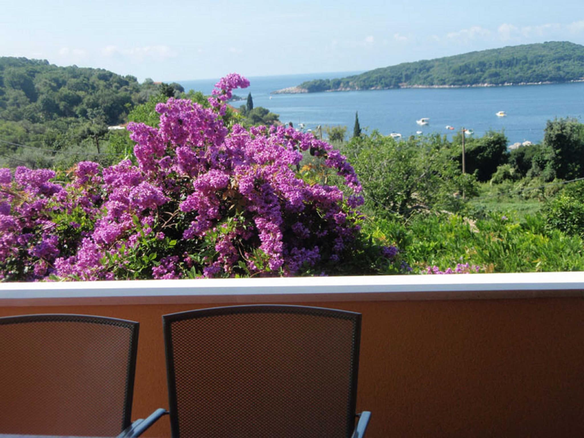 Apartmá Apartment Luna - One Bedroom Apartment with Terrac