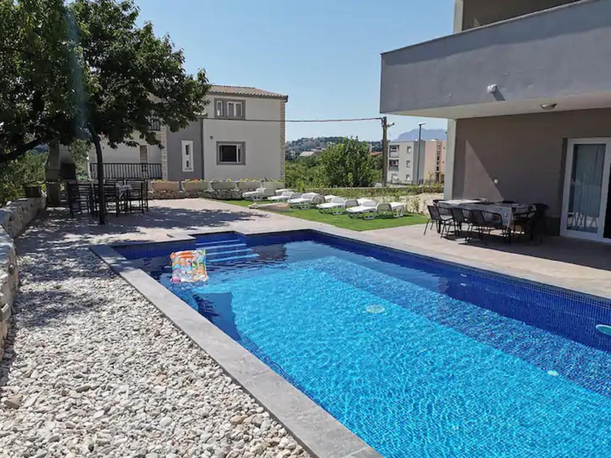   Holiday Home J&D No.3-Six Bedroom House  with Pool