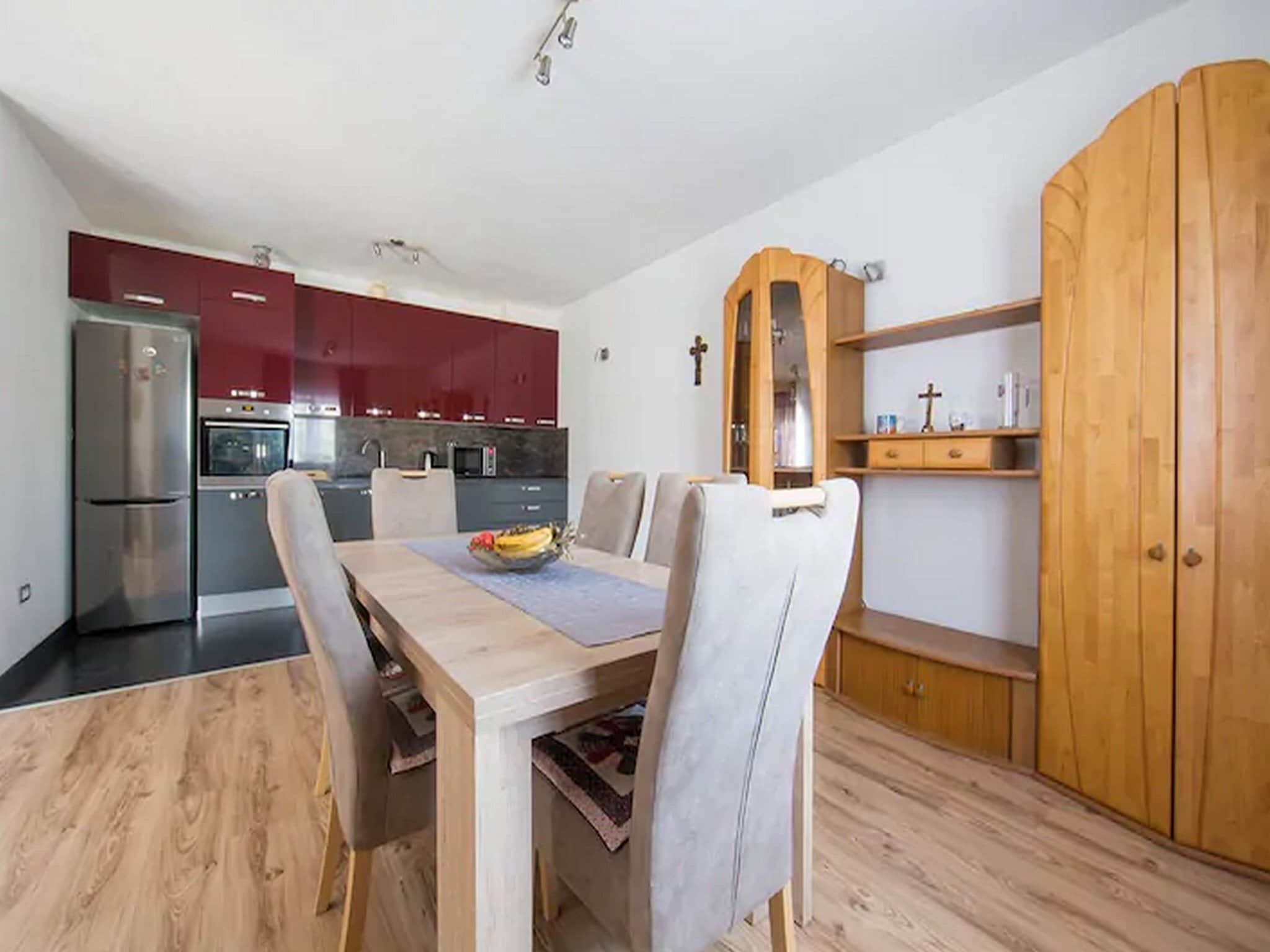   Holiday Home J&D No.3-Six Bedroom House  with Pool