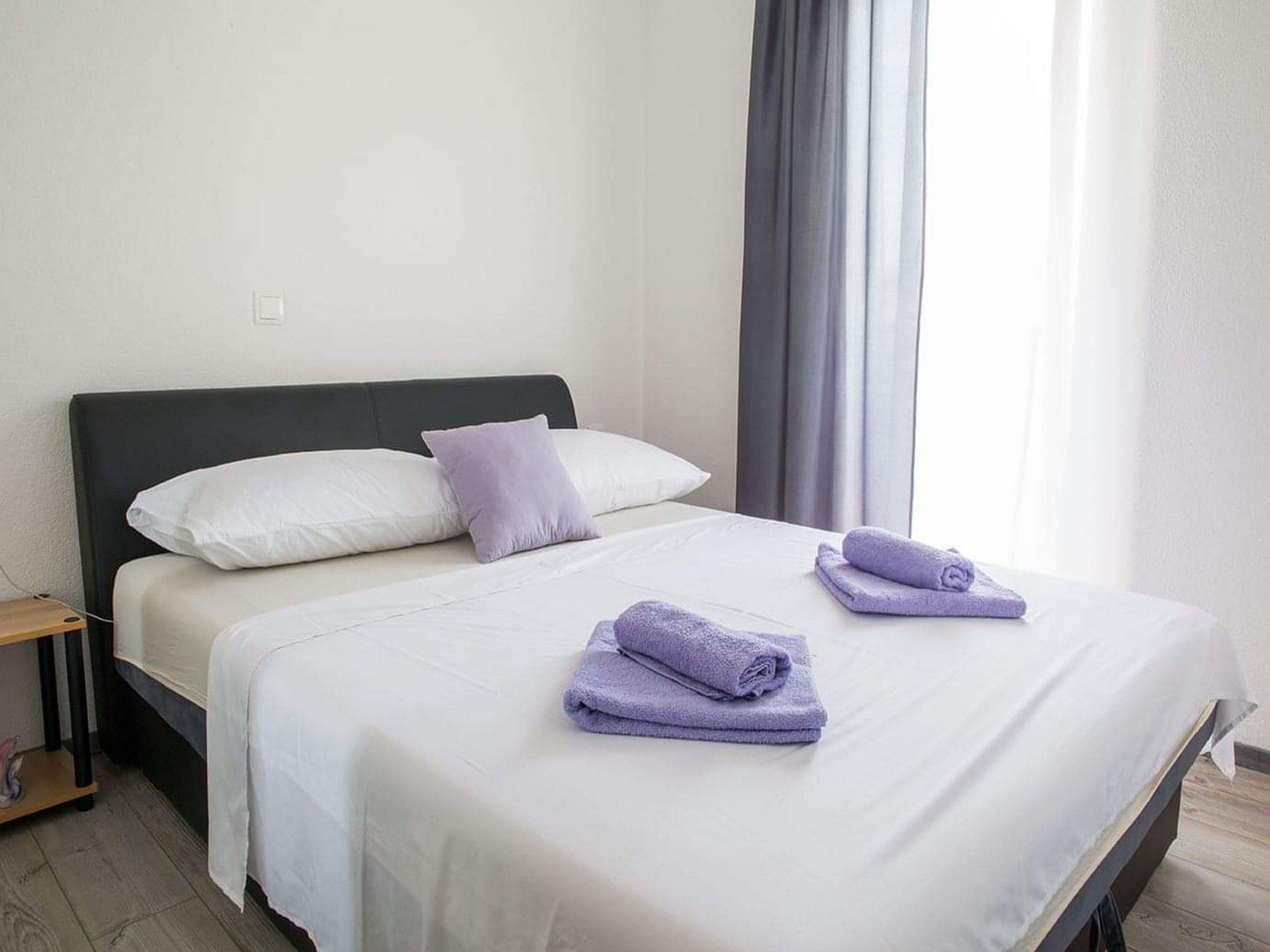   Holiday Home J&D No.3-Six Bedroom House  with Pool