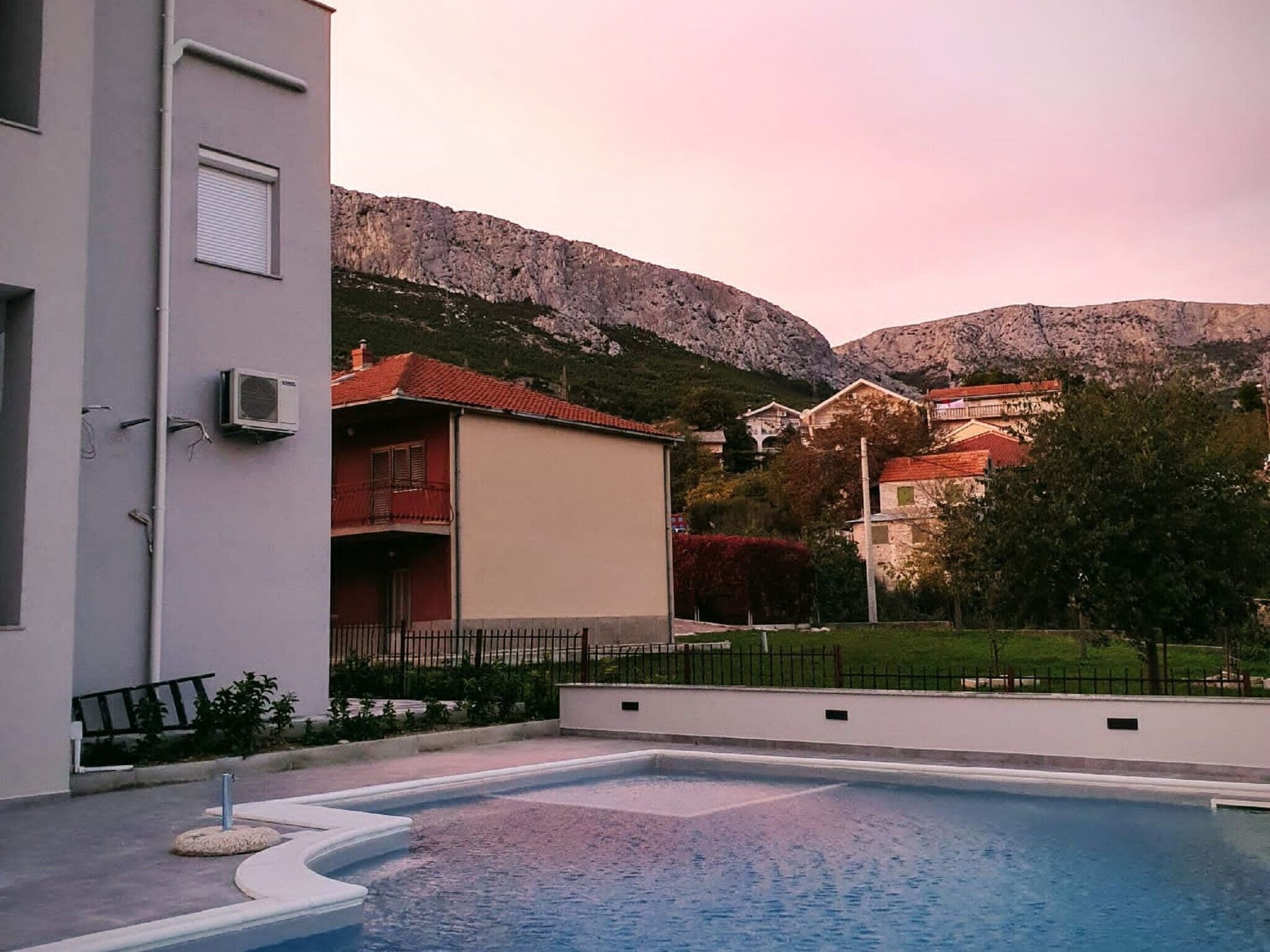 Apartmá Apartments Villa Salona Sky - Comfort Two Bedroom