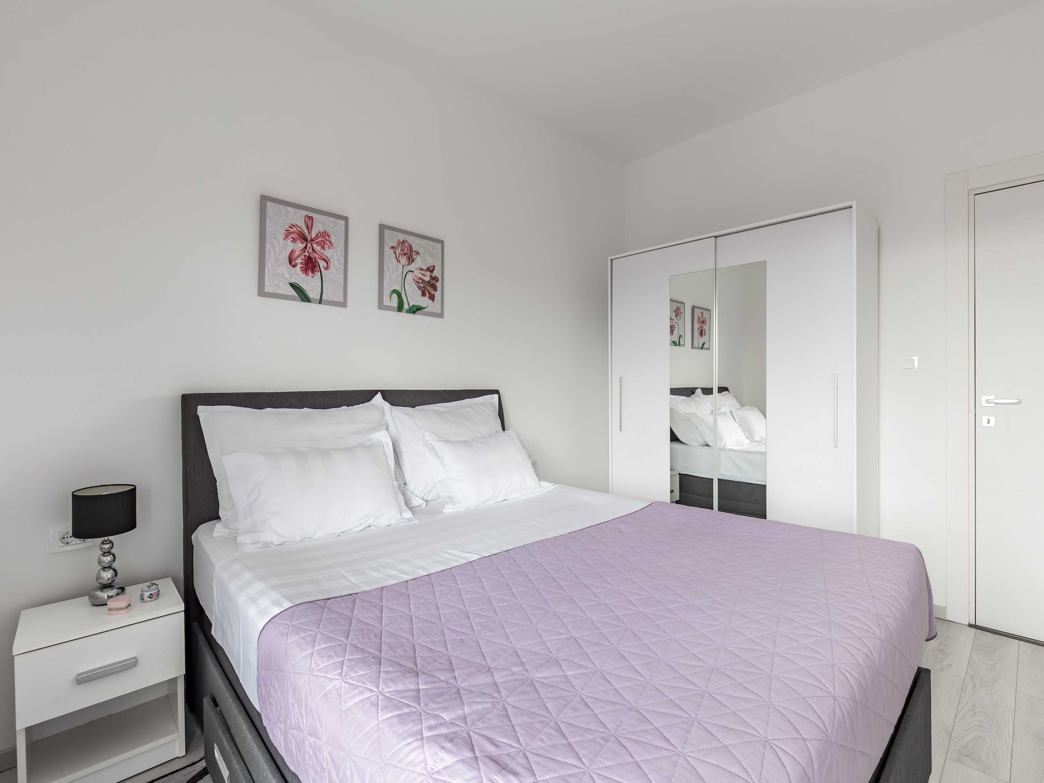 Ferienwohnung Apartments Villa Salona Sky - Deluxe One Bedroom A