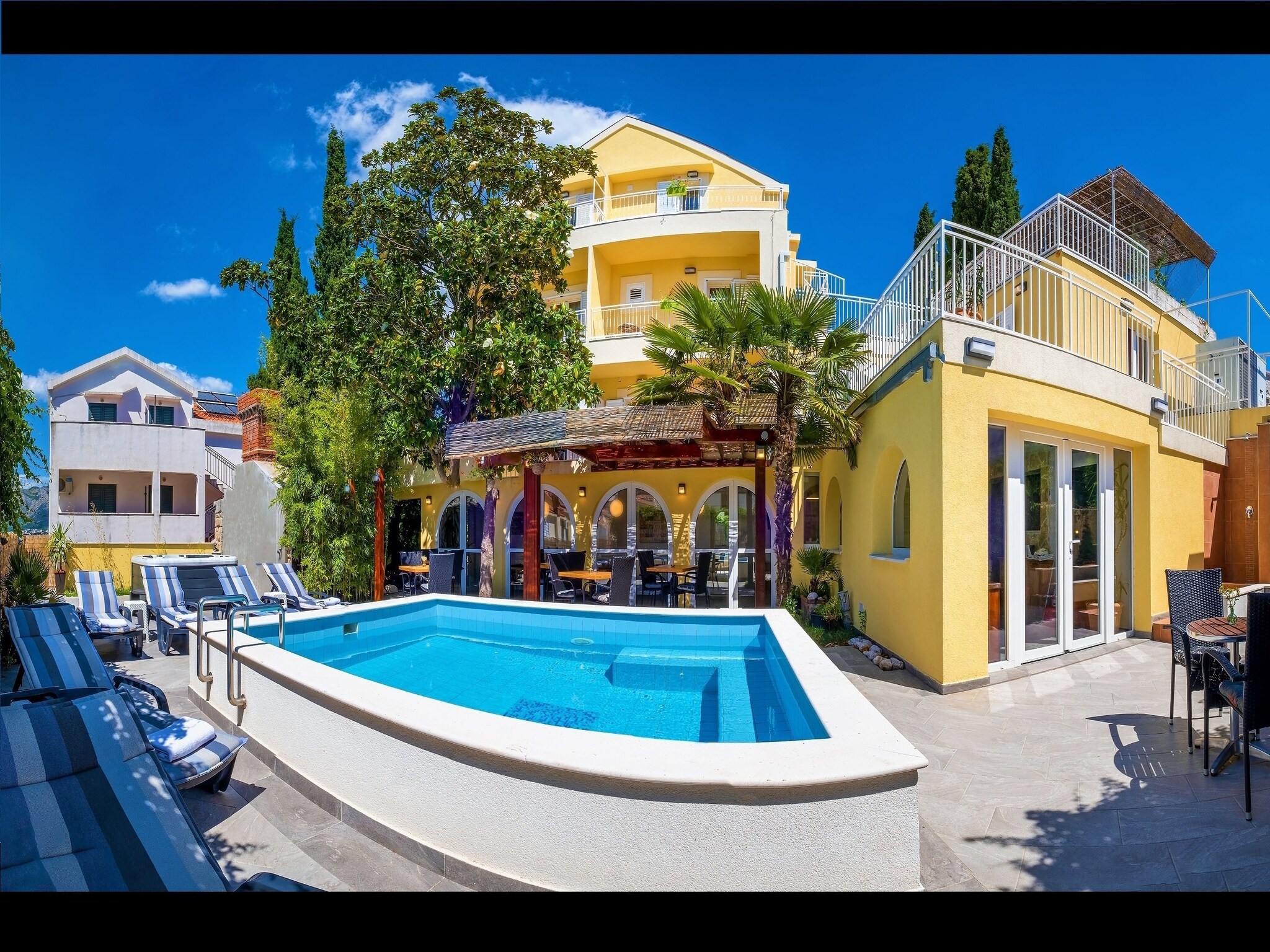 Apartment Castelletto - Deluxe Double Room with Sea View and