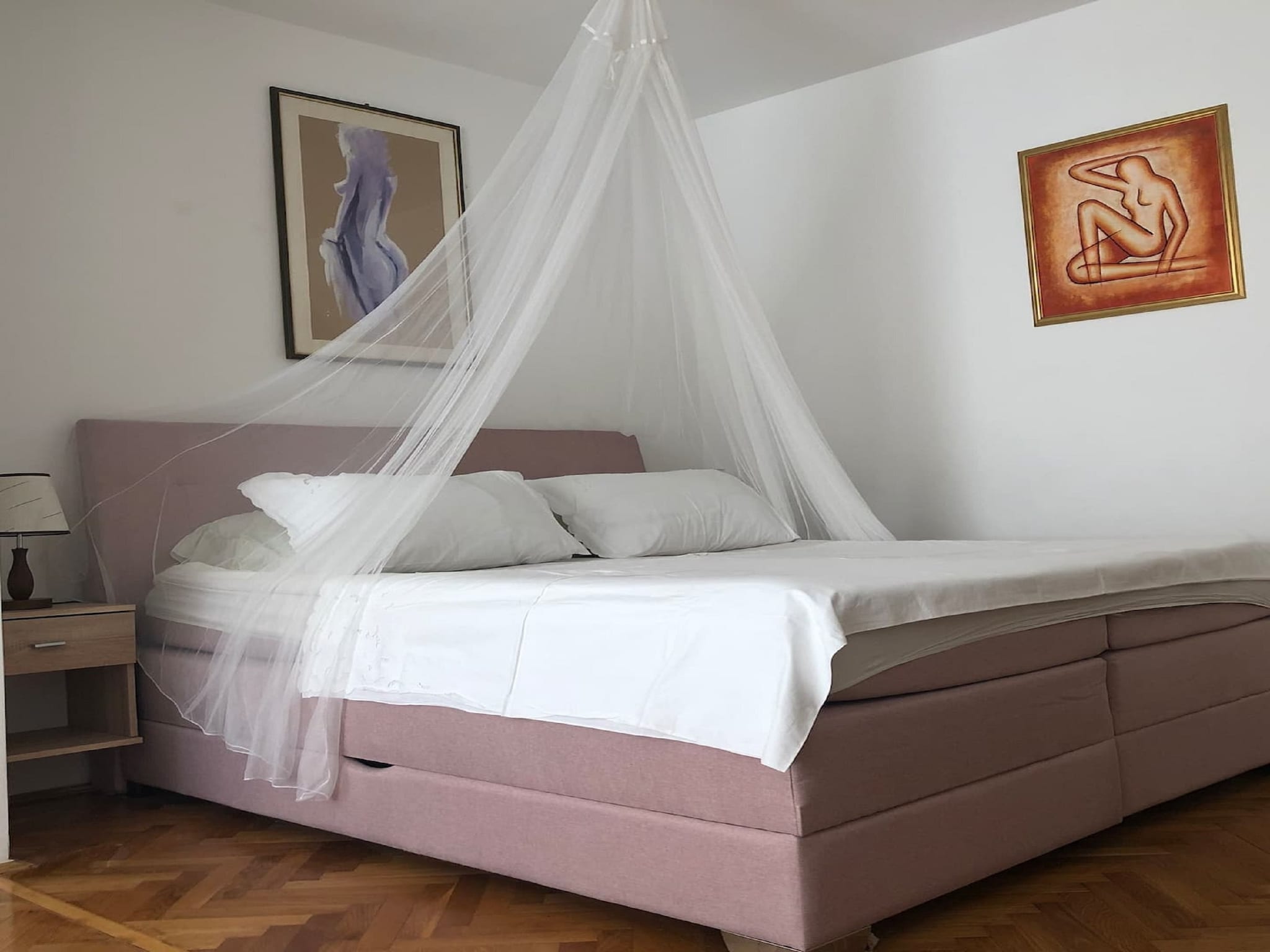 Apartmá Apartment Ema - One Bedroom Apartment with Balcony