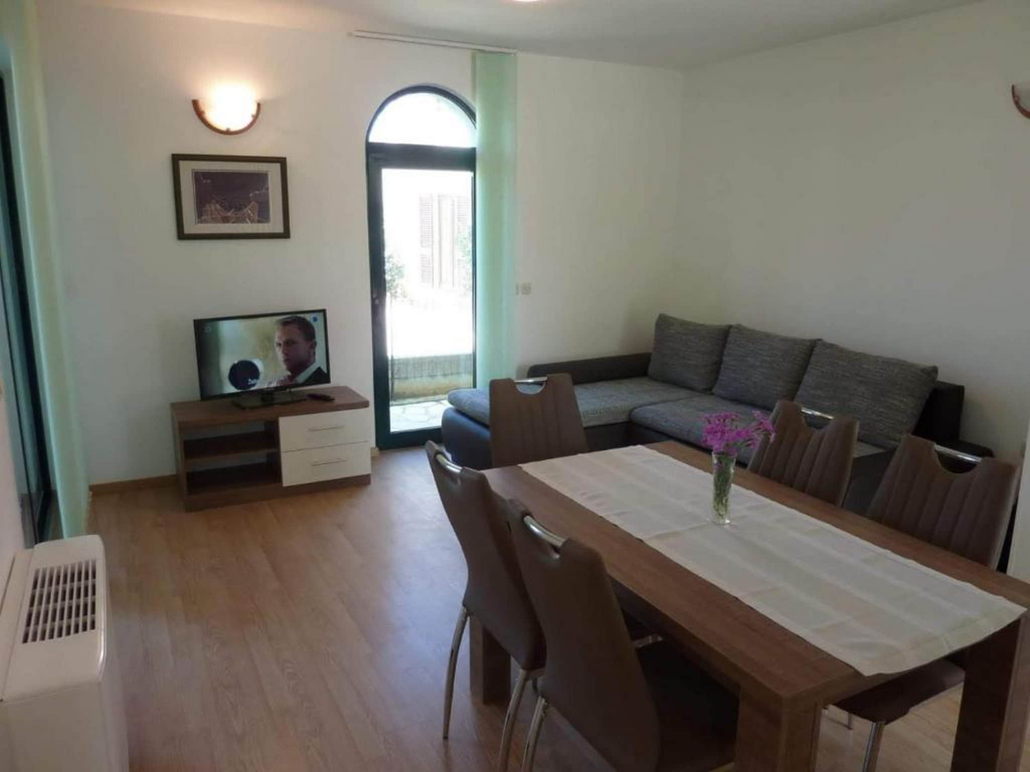 Apartmá Apartments Mlikota - Two Bedroom Apartment with Te