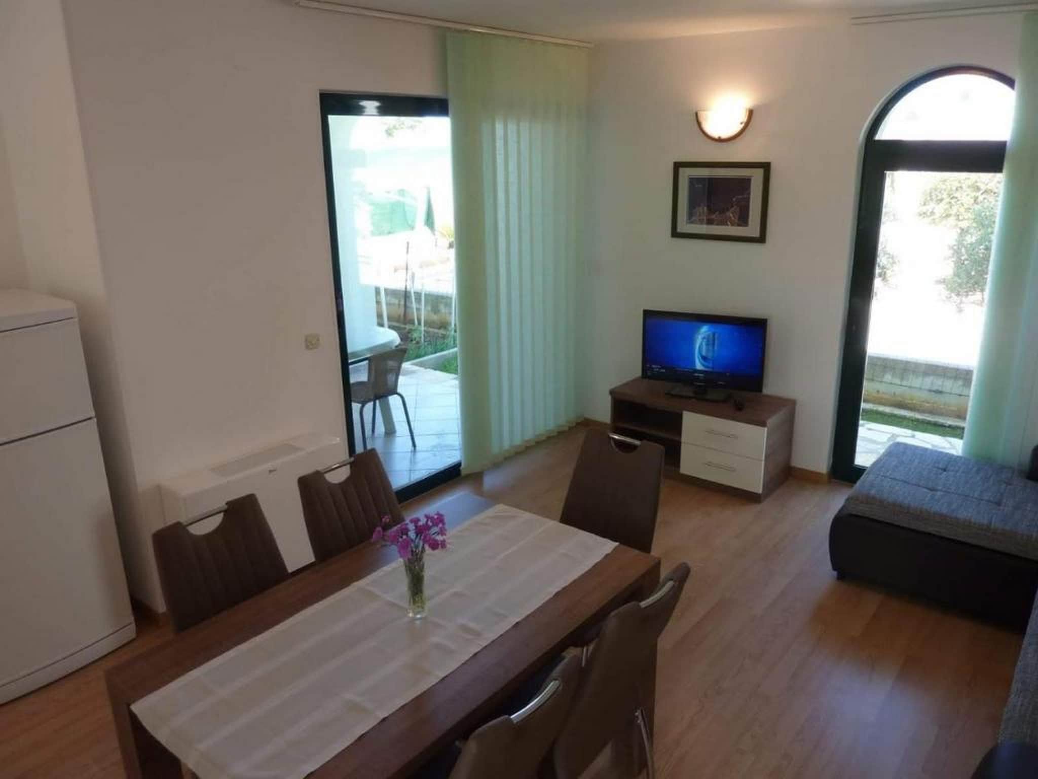 Apartmá Apartments Mlikota - Two Bedroom Apartment with Te