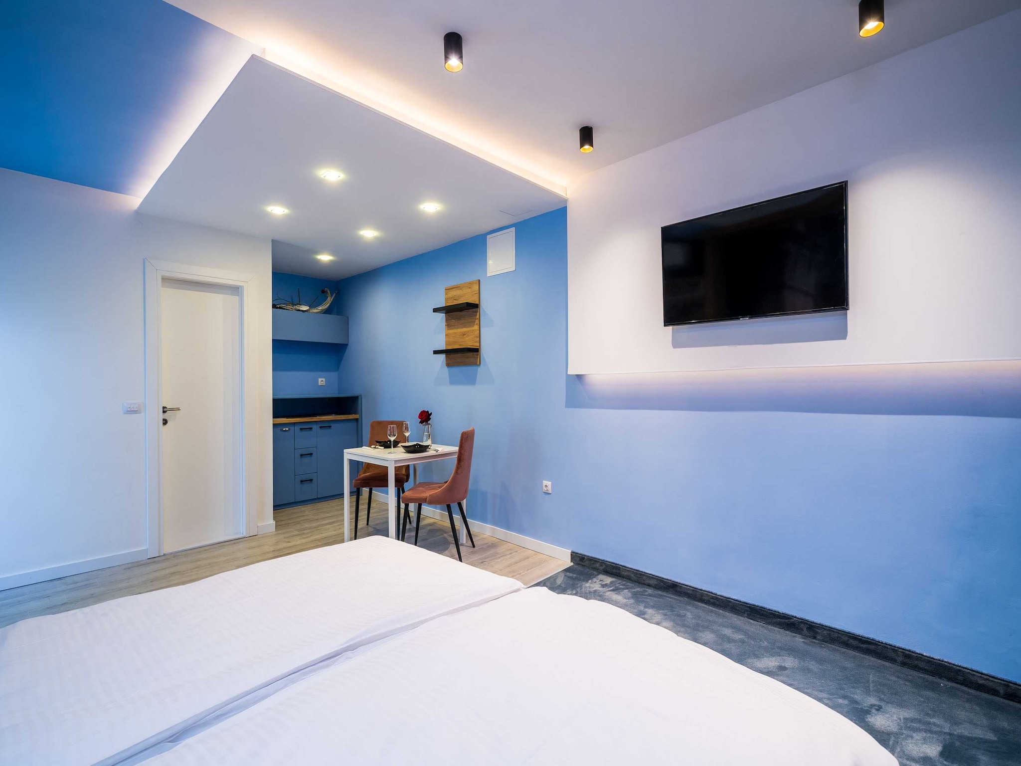 Apartmá Apartments Tayra - Modern studio apartment with ba