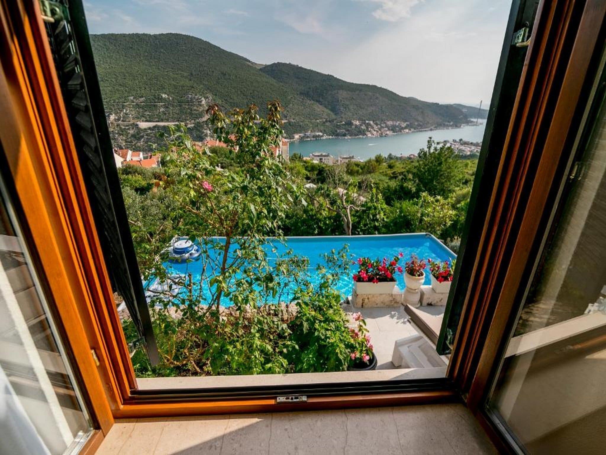   Cottage Ciara - One bedroom Holiday Home with pool