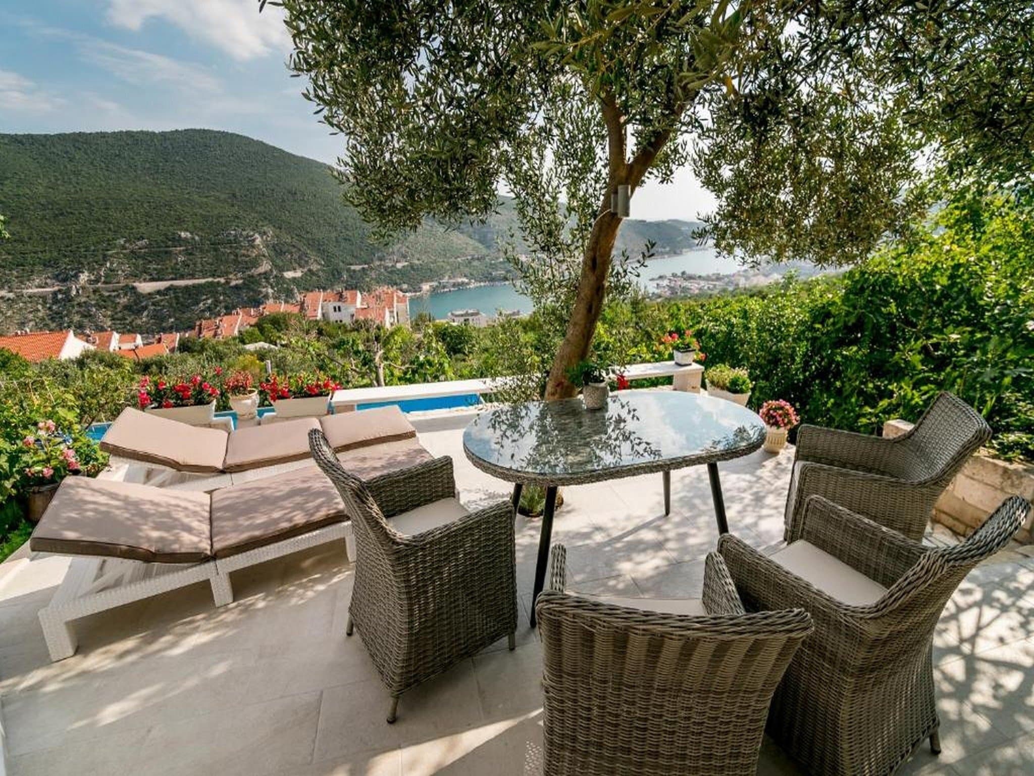   Cottage Ciara - One bedroom Holiday Home with pool