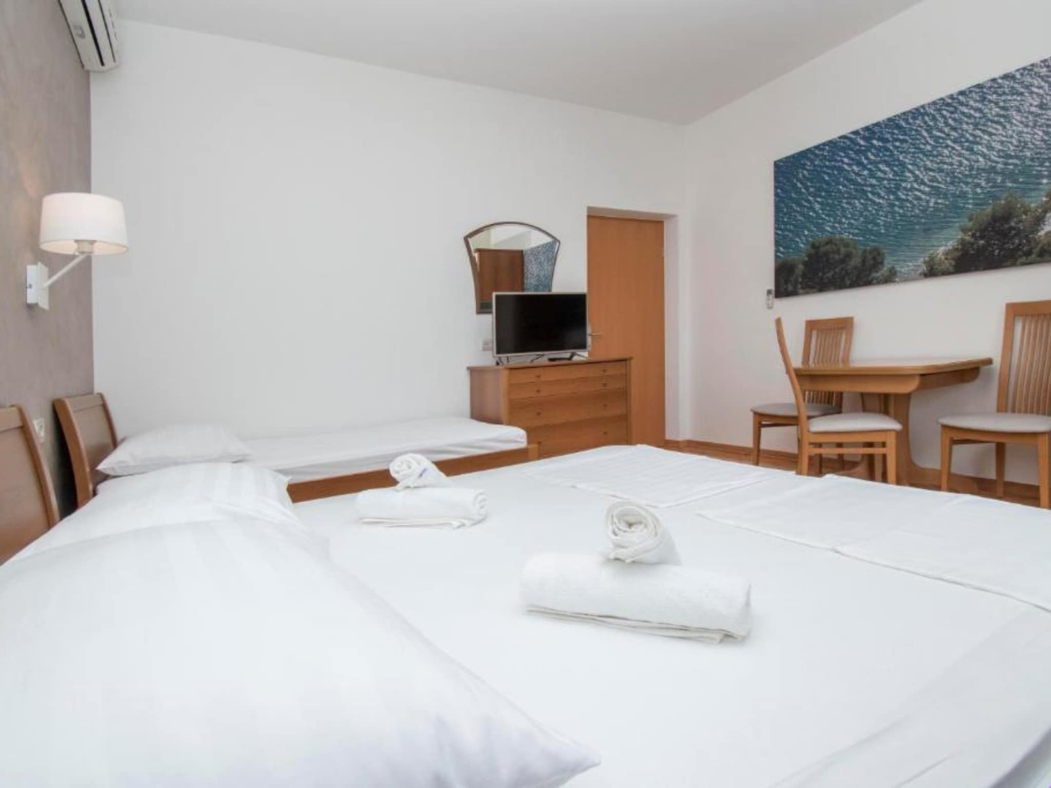 Ferienwohnung Apartments Antonio - Studio with Balcony 2