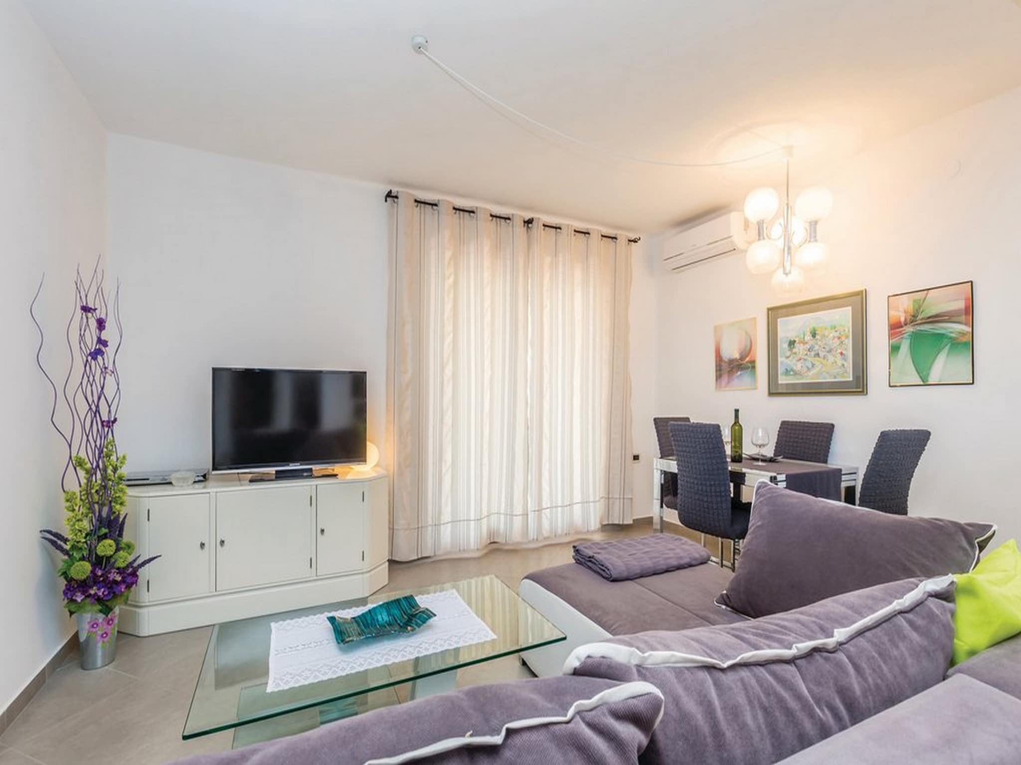 Apartmá Apartments Paola - Two Bedroom Apartment with Terr